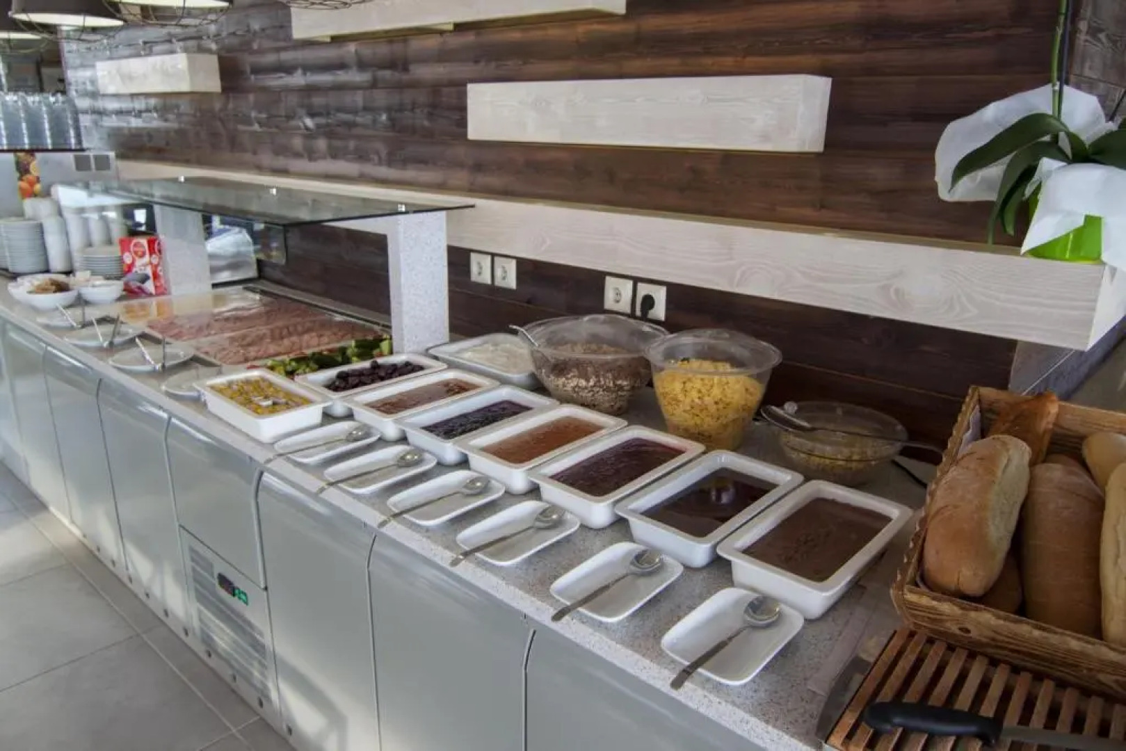 Ntinas Filoxenia Hotel & Spa