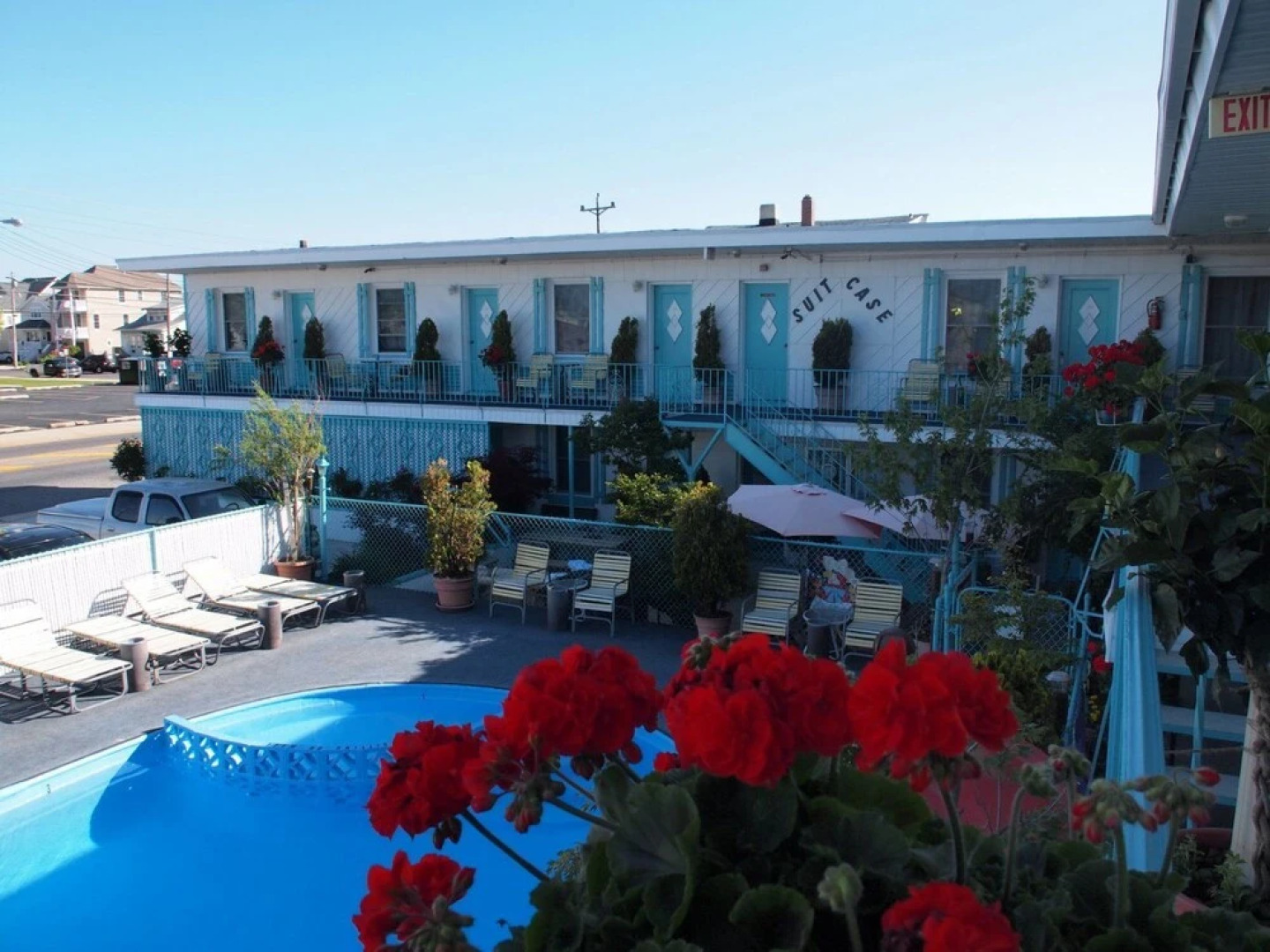 Suitcase Motel & Travel