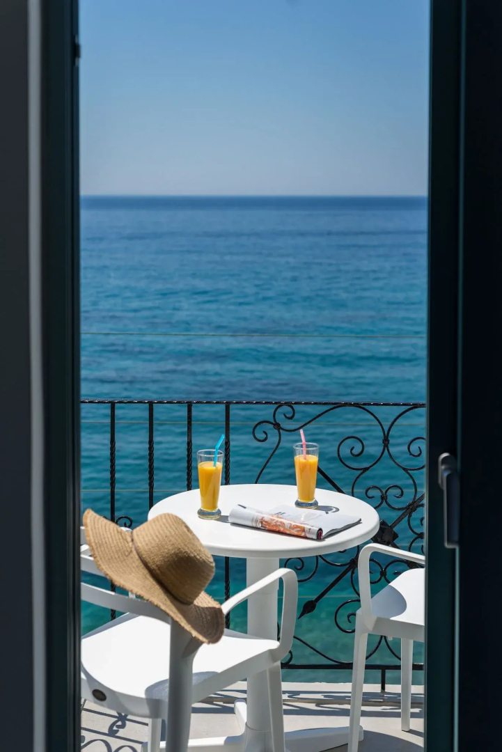 Samaria by the Sea