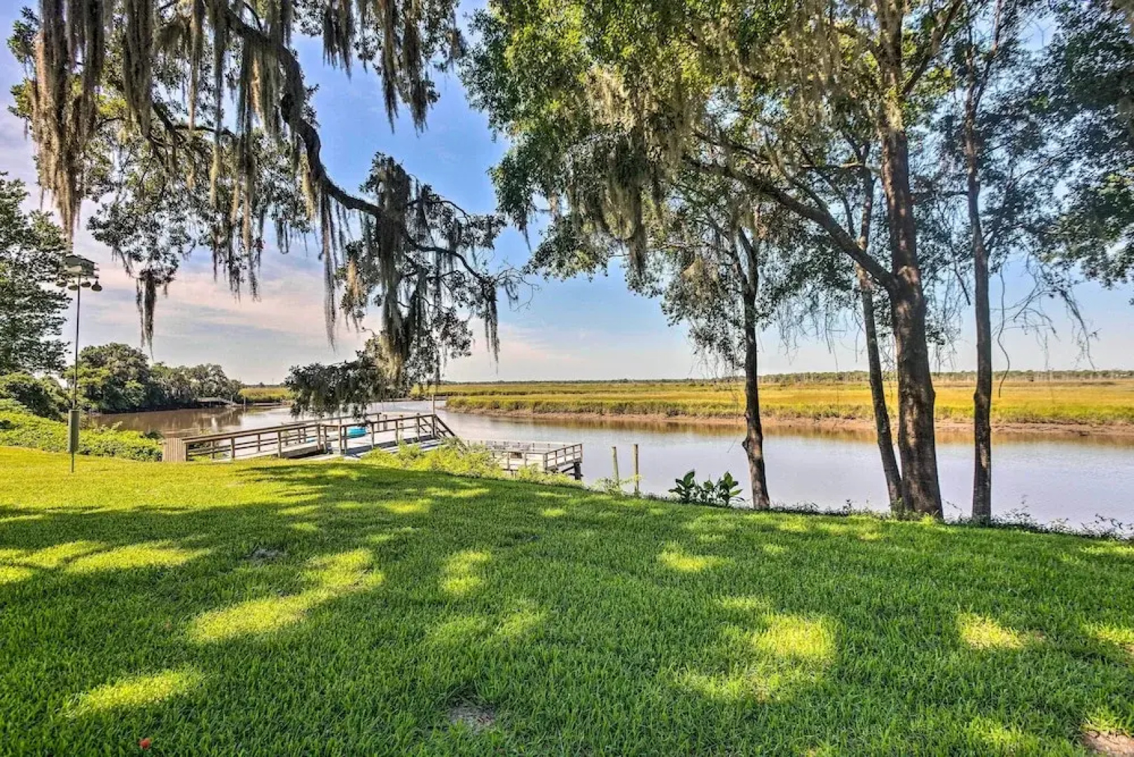 Private Dock + Fire Pit: Riverfront Darien Cottage