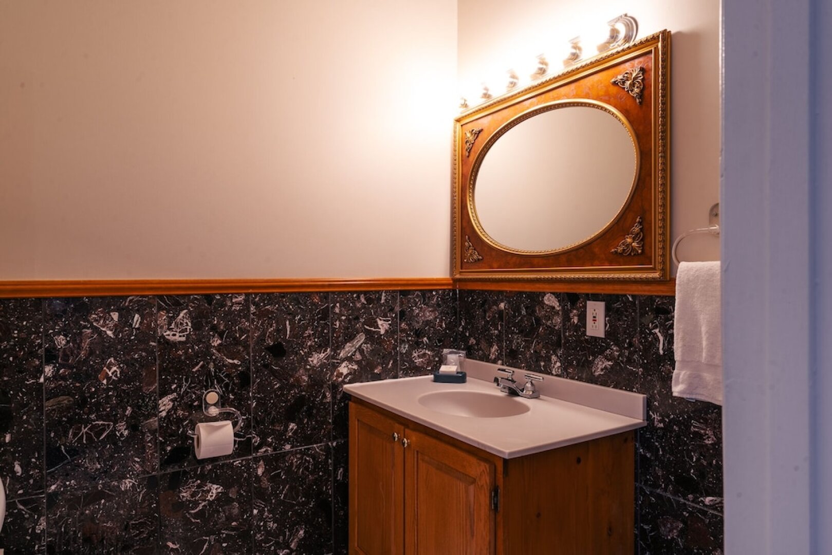 Mont Blanc Hotel & Condos