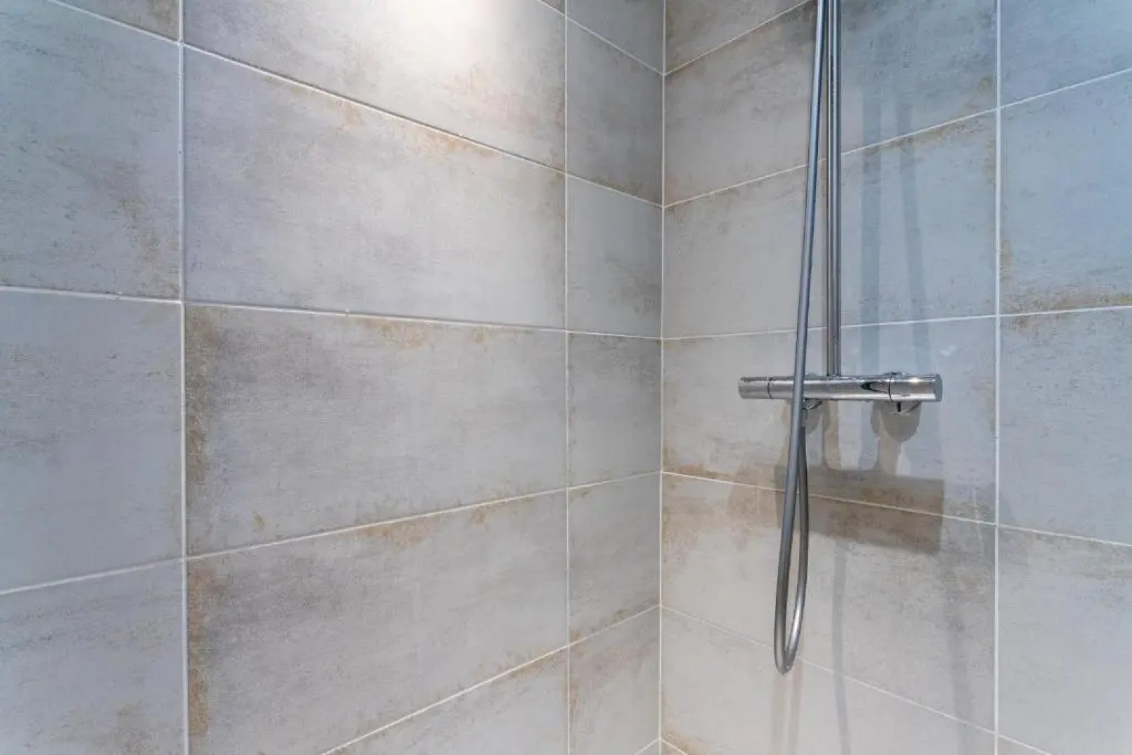 Luxurious 1 bedroom, AC, terrace, close beaches - Dodo et Tartine