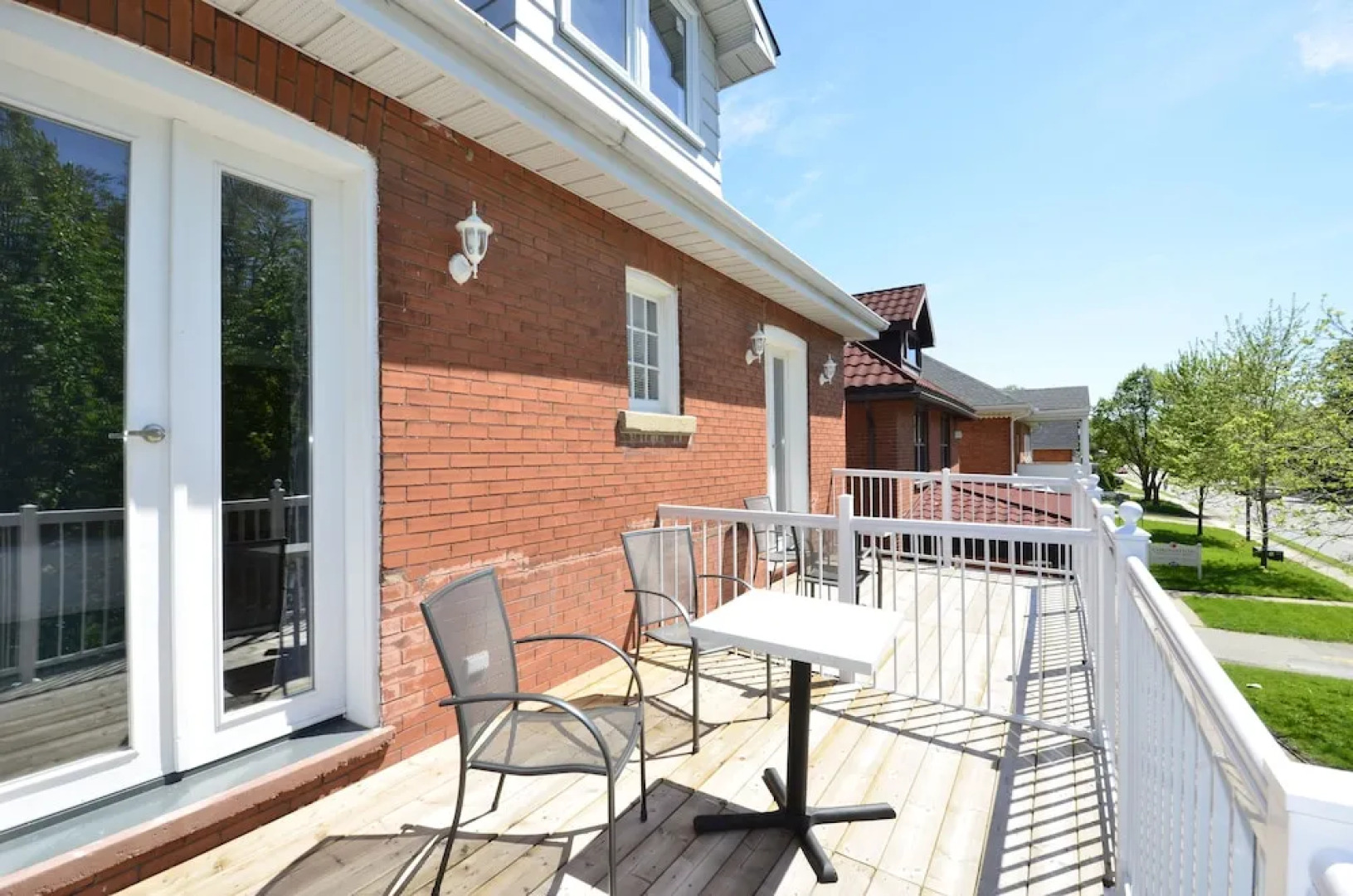 Ambassador B&B Guest Home