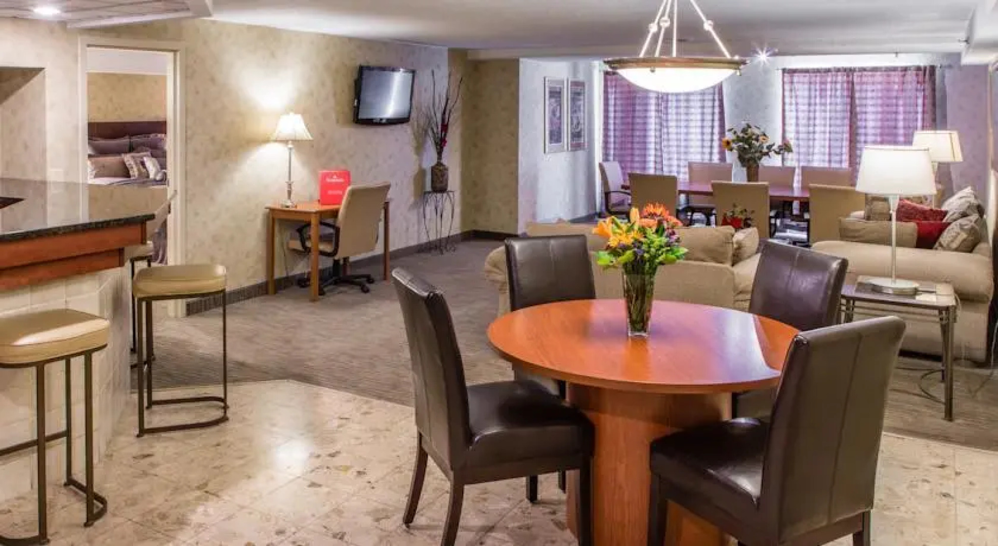 Ramada Hotel and Conference Center, Toledo