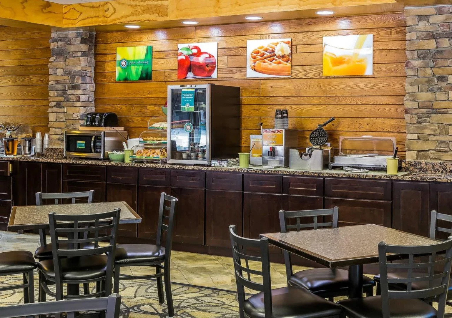 Quality Inn Creekside - Downtown Gatlinburg