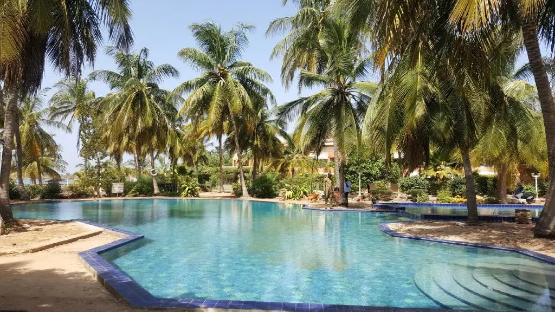 Safari Village - Case73