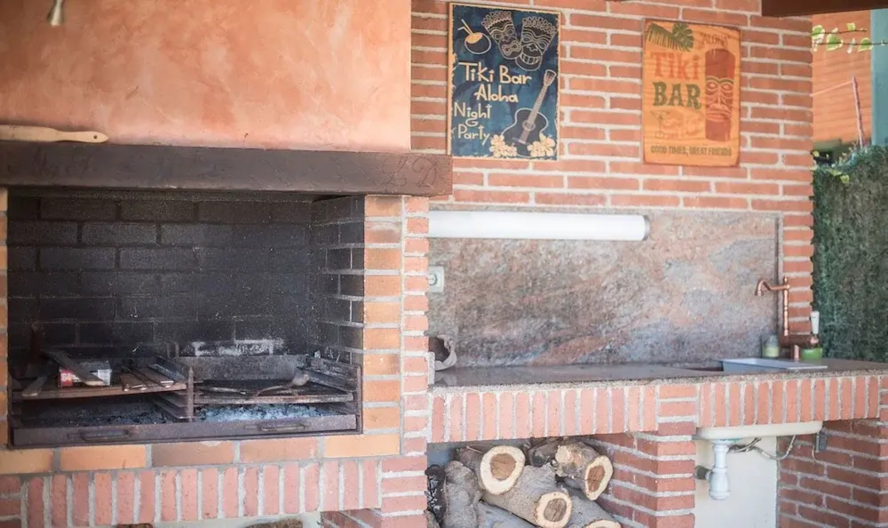 Modern House For Families (R77)