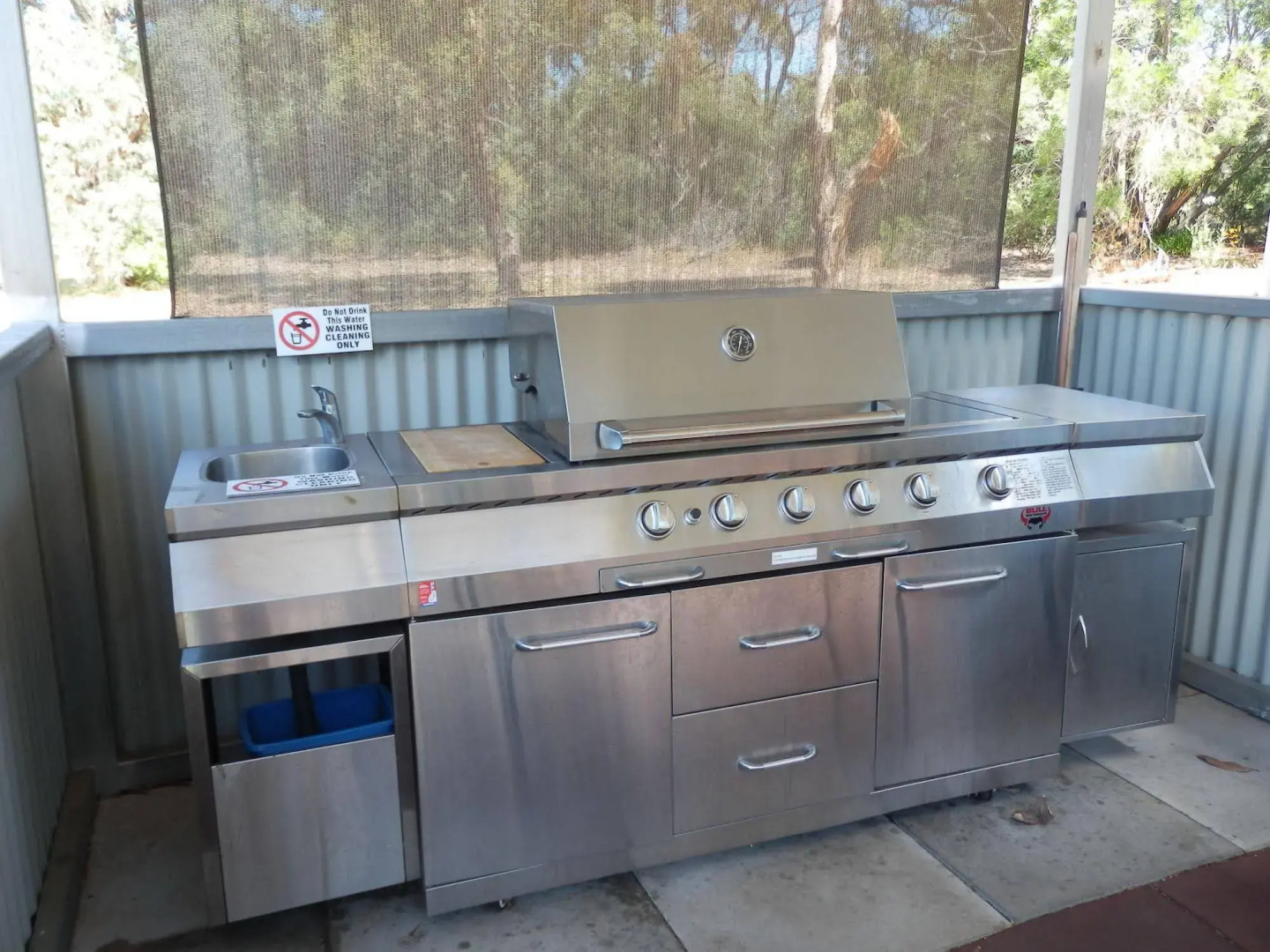 Mountain View Motor Inn & Holiday Lodges