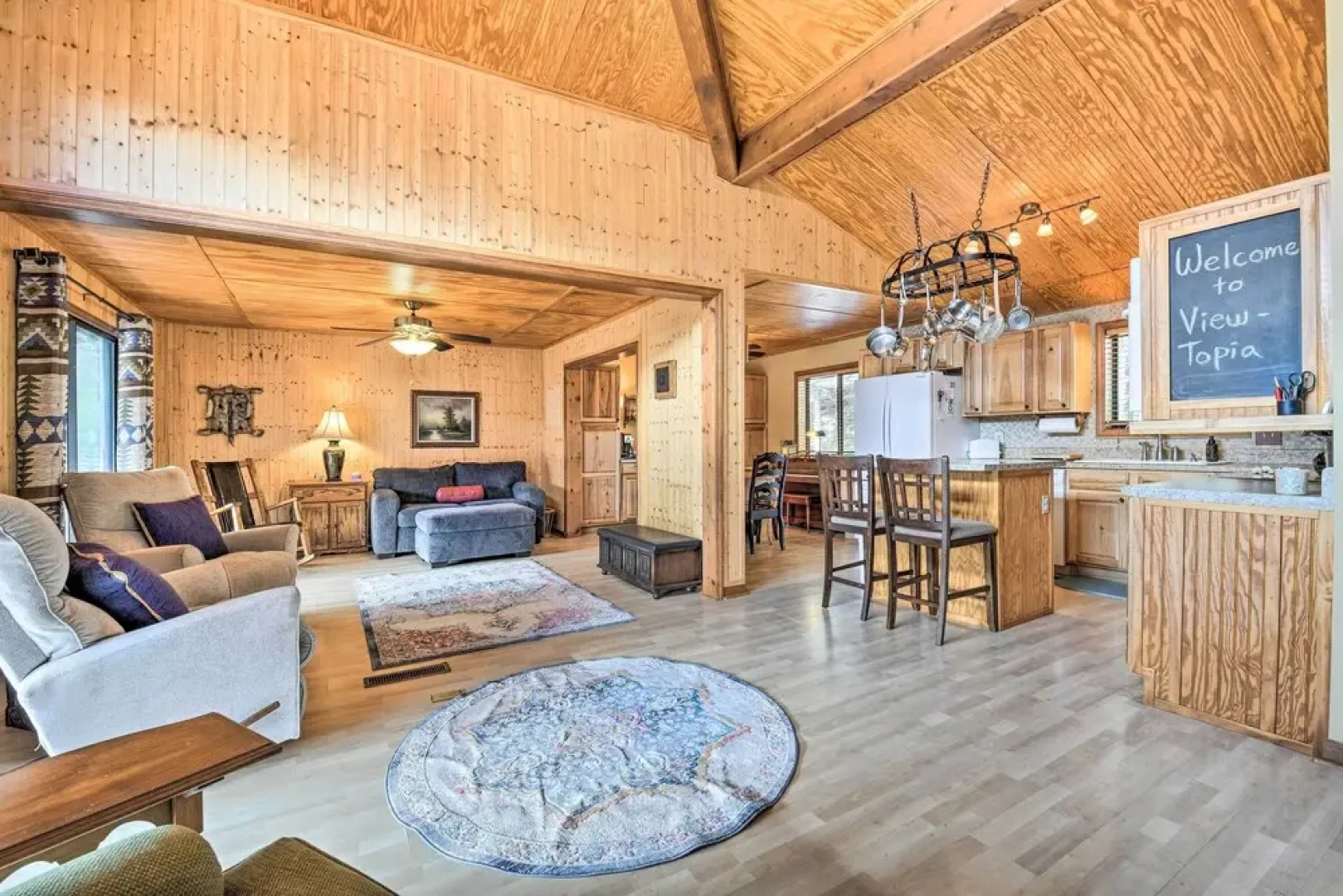 Best Location - Maggie Valley Cabin w/ Hot Tub!
