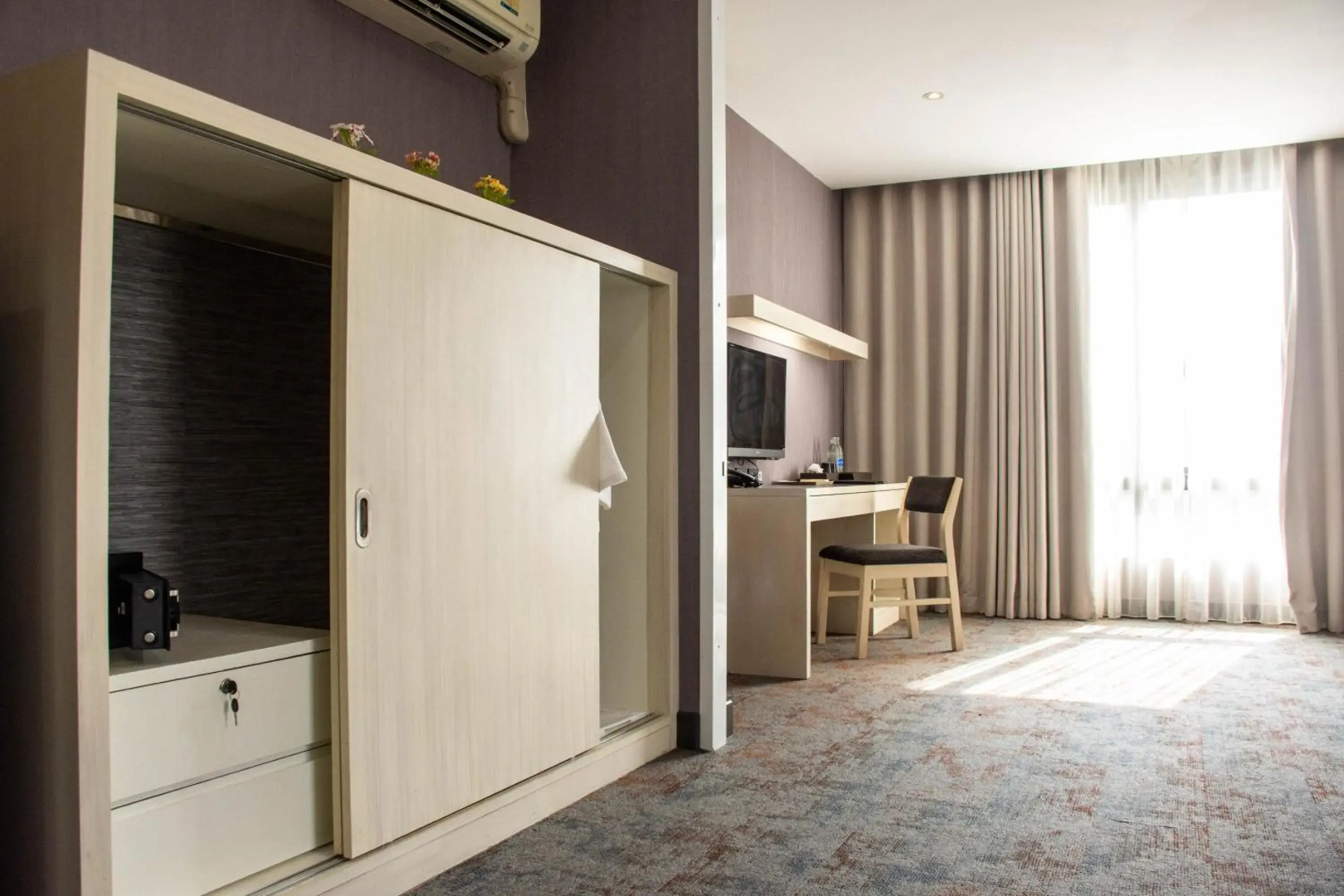 Chor Cher - The Luxury Green Hotel