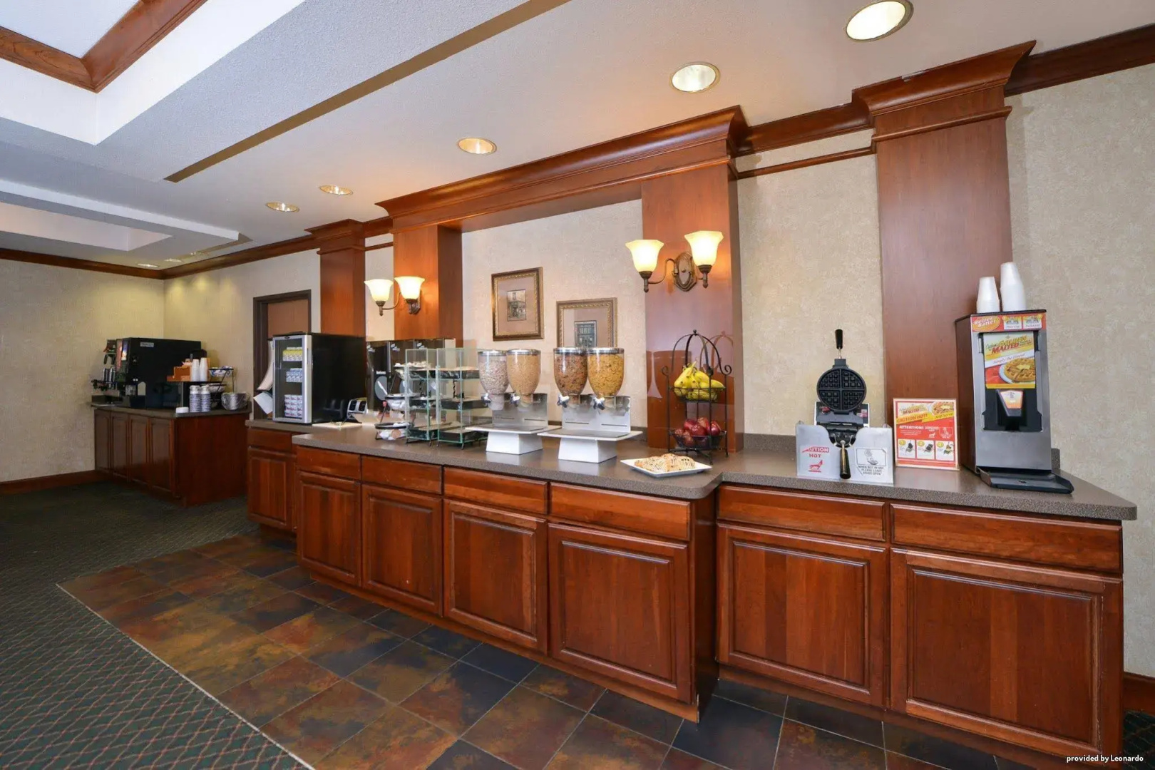 Best Western Plus Sparta Trail Lodge