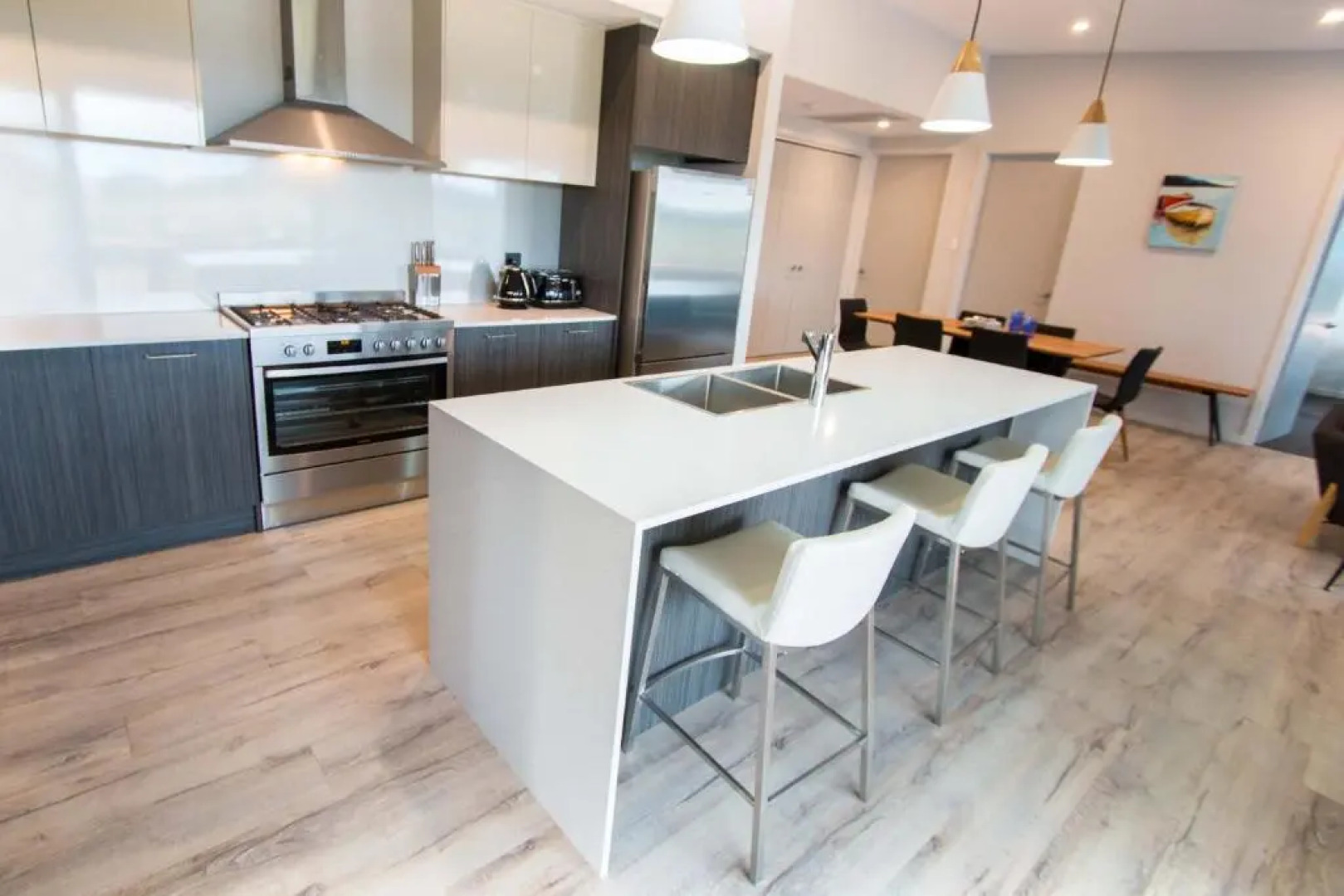 Wellington Lake Retreat