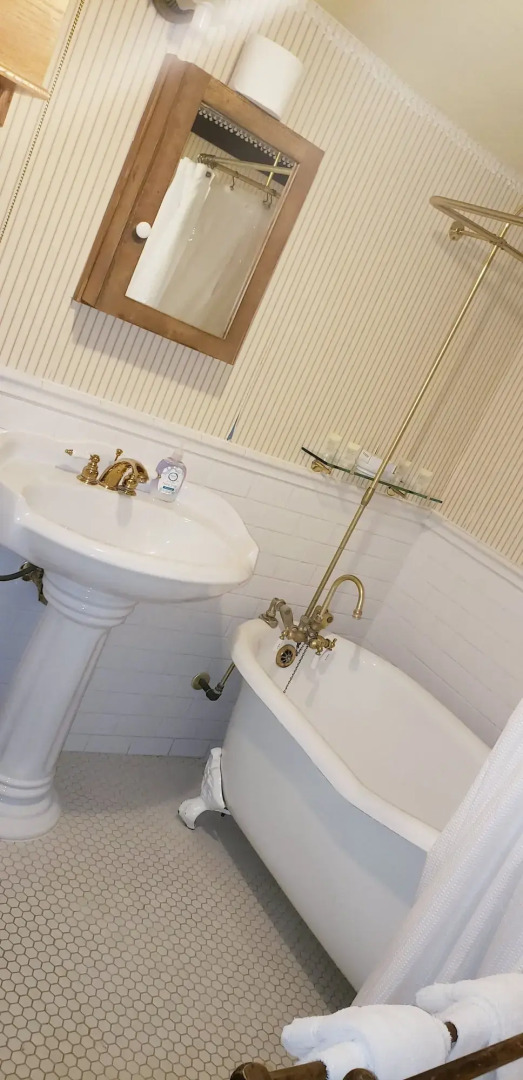 Alaska Heritage House Bed and Breakfast