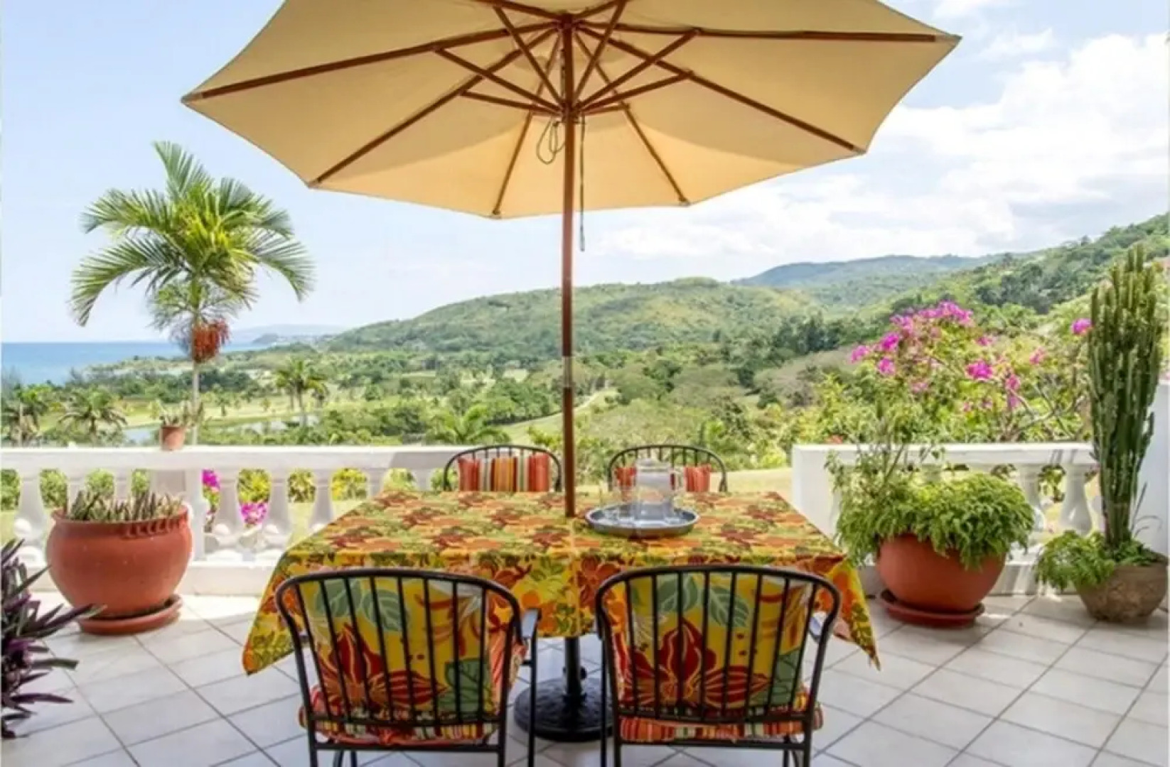 The Charles and The Earl