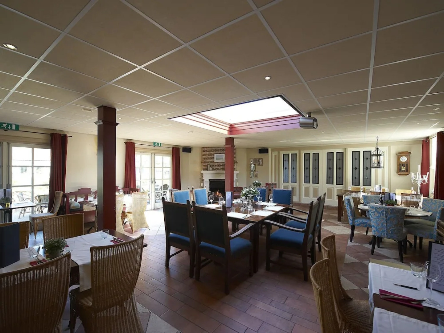 Comfy Chalet with Microwave near Wadden Sea