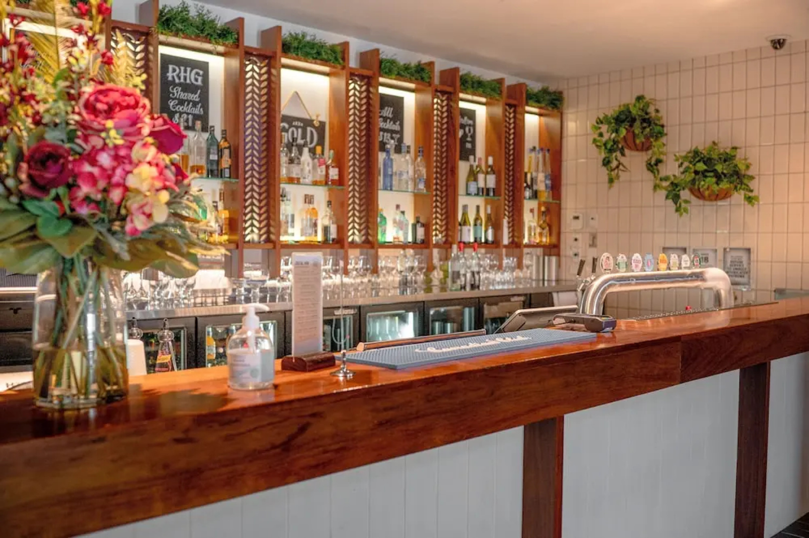 Browns Plains Hotel