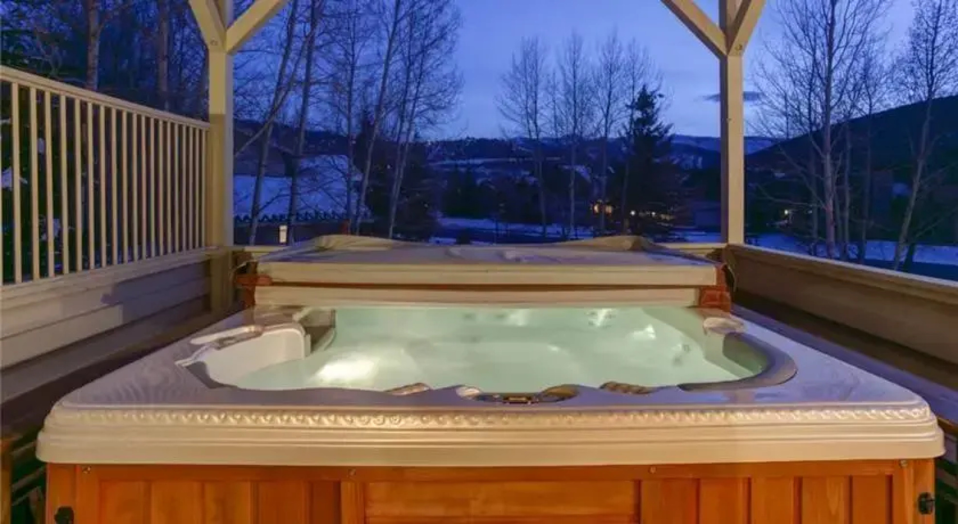 RedAwning House with Mountain Views