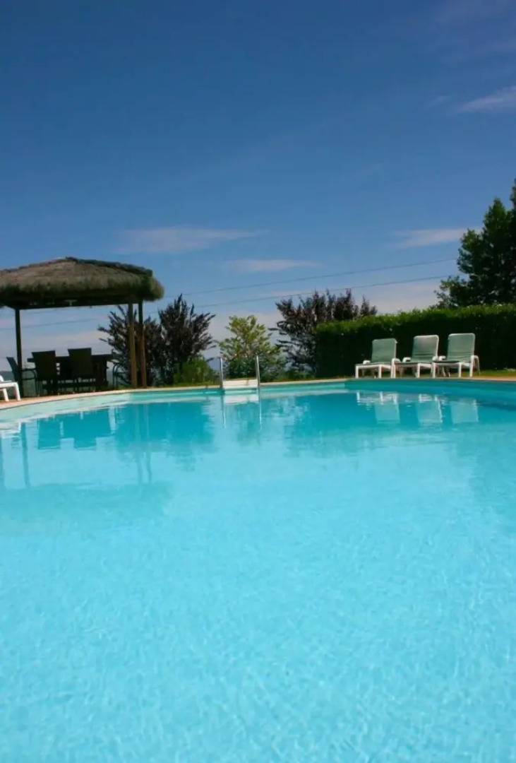 Wonderful private villa with WIFI, private pool, TV, pets allowed and parking, close to Arezzo