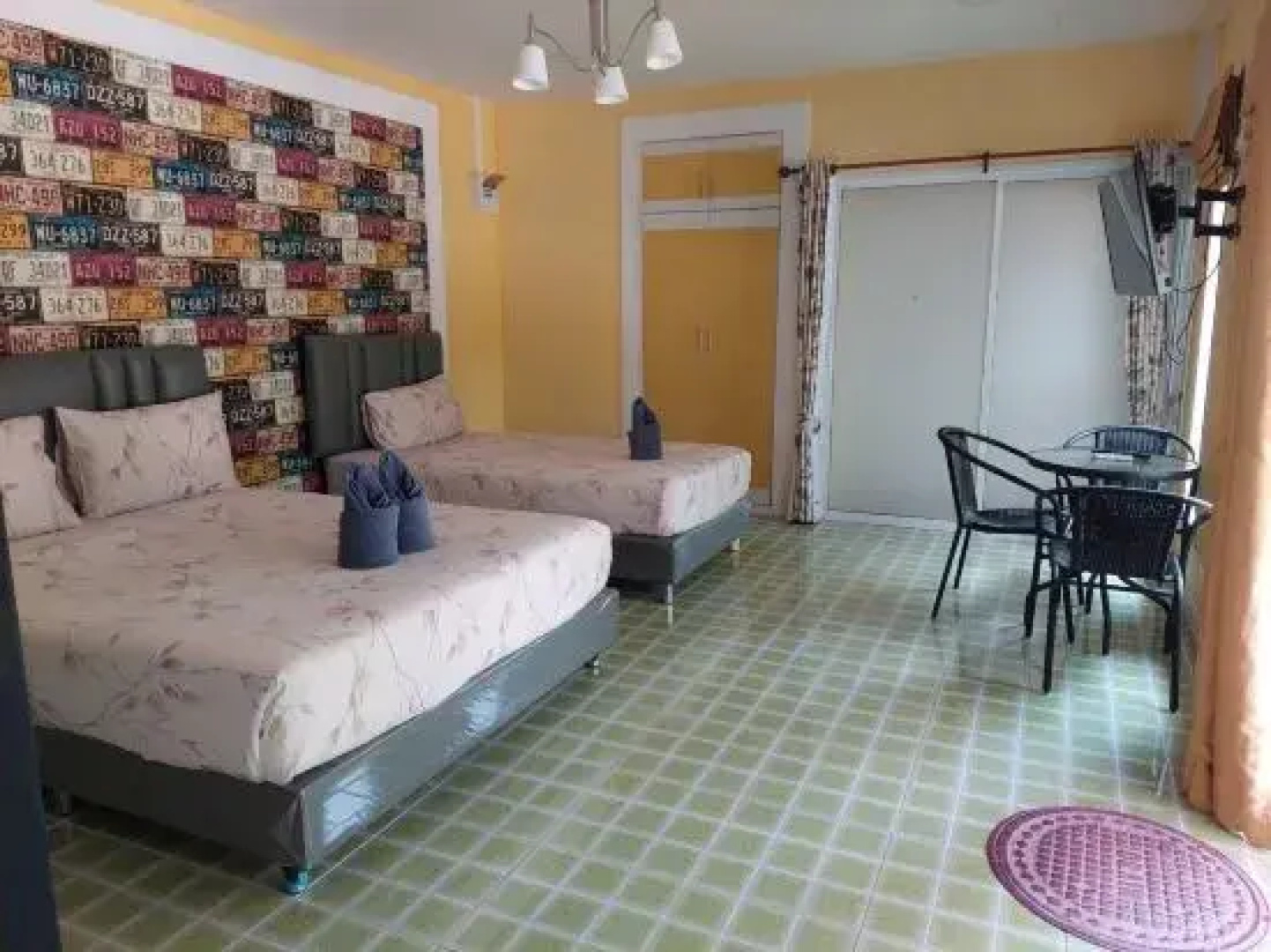 Rayonghouse Resort
