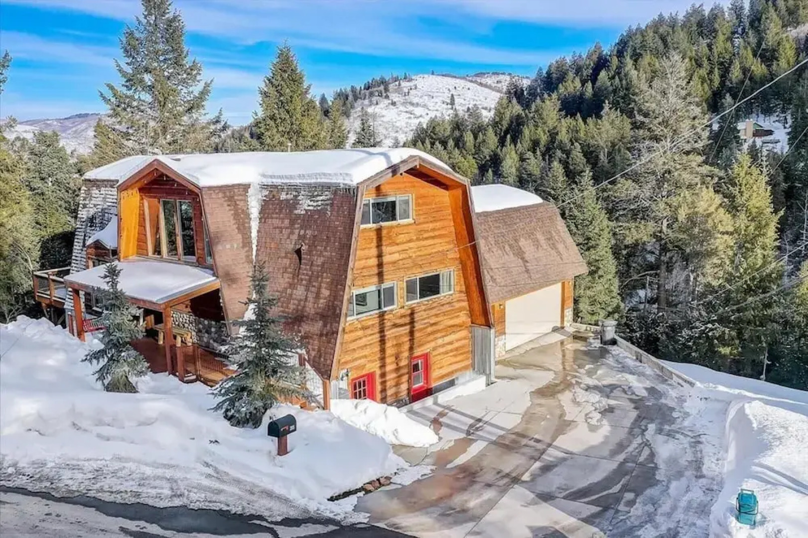 Alpine Trail by Rovetravel 4BR Mountain Chalet