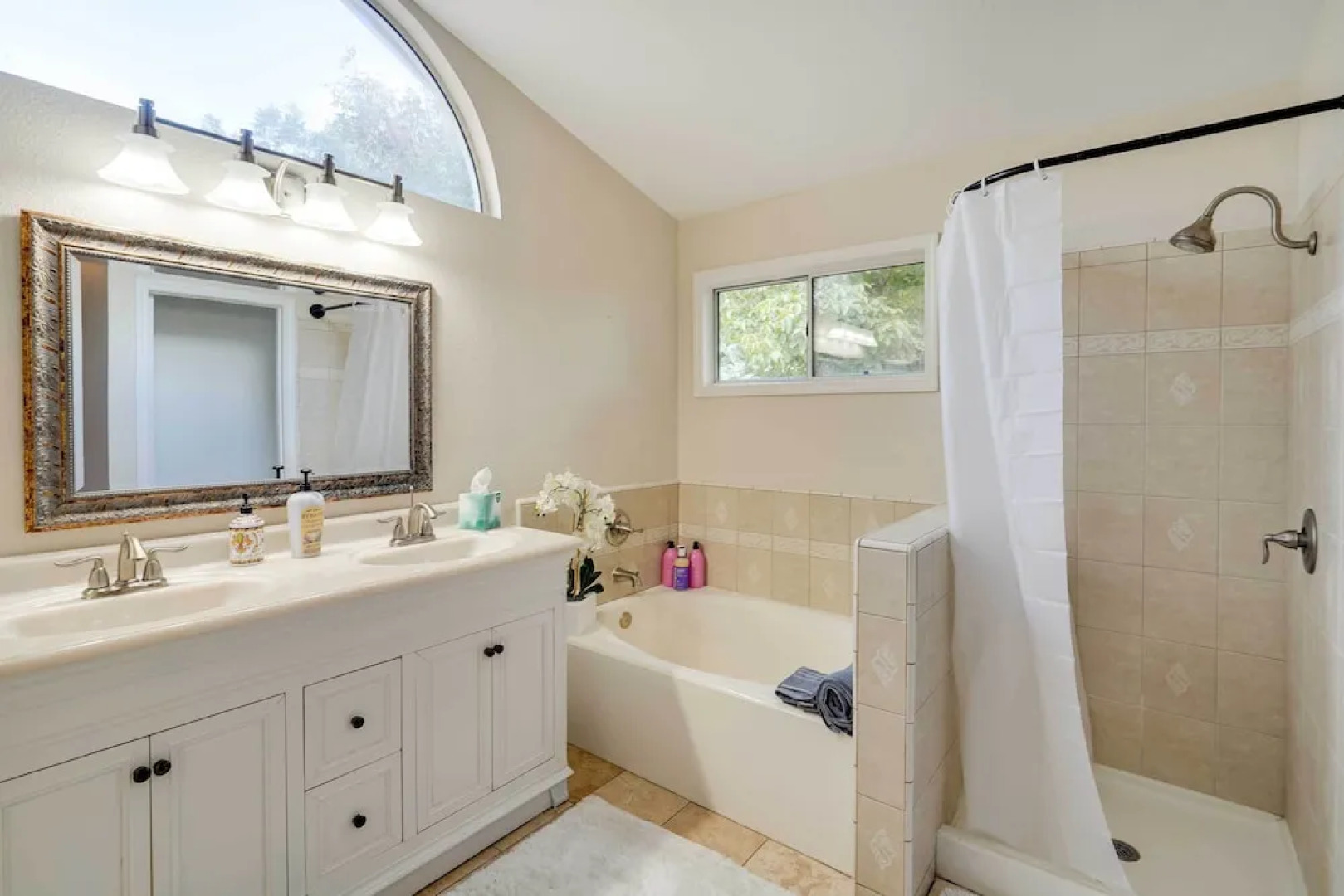 Bright Tracy Vacation Rental w/ Patio!