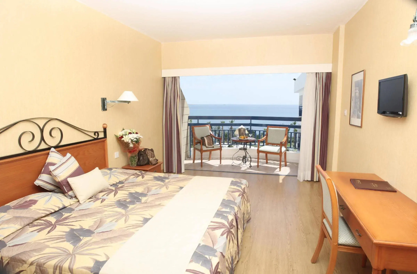 Ascos Coral Beach Hotel