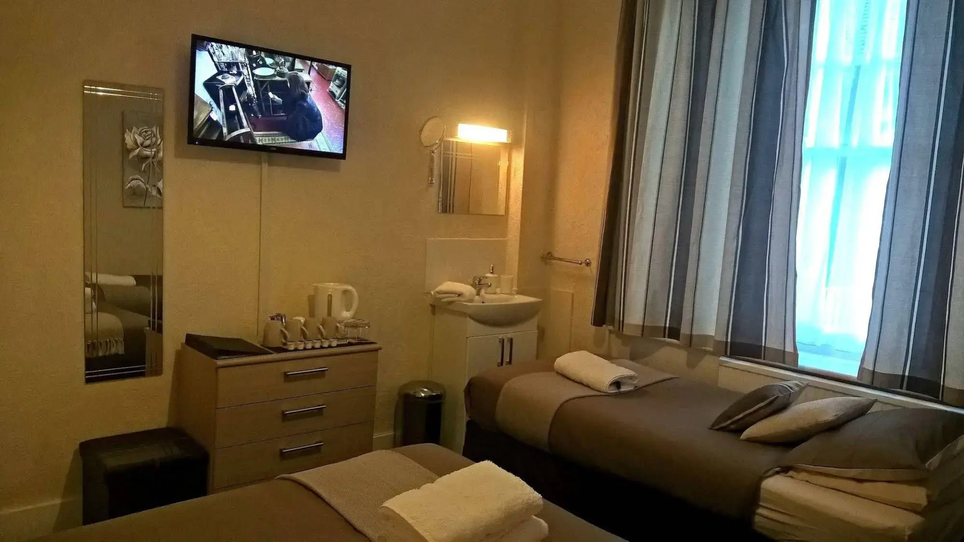 Westbrook Lodge Guest House