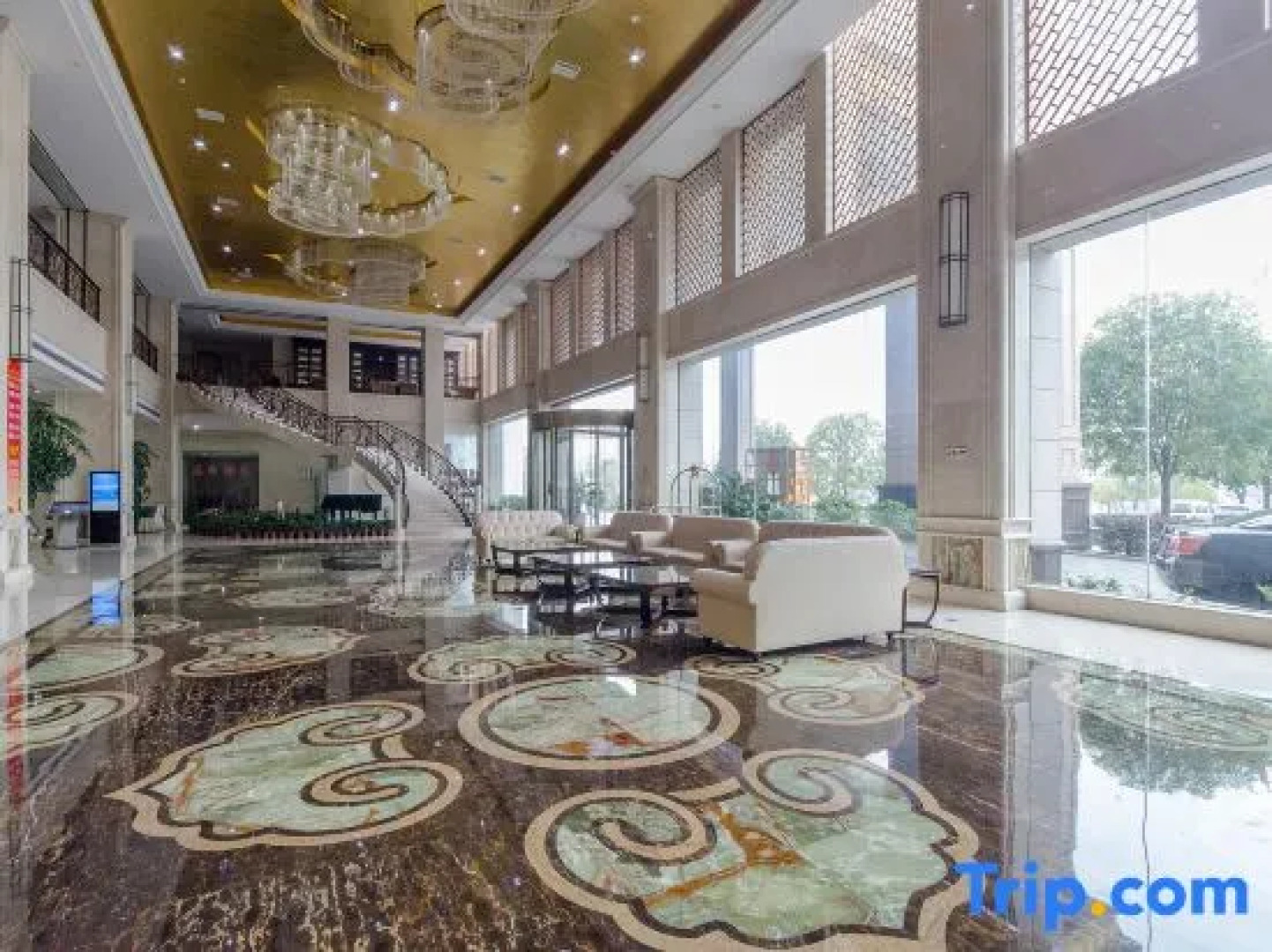 Zhushan International Hotel