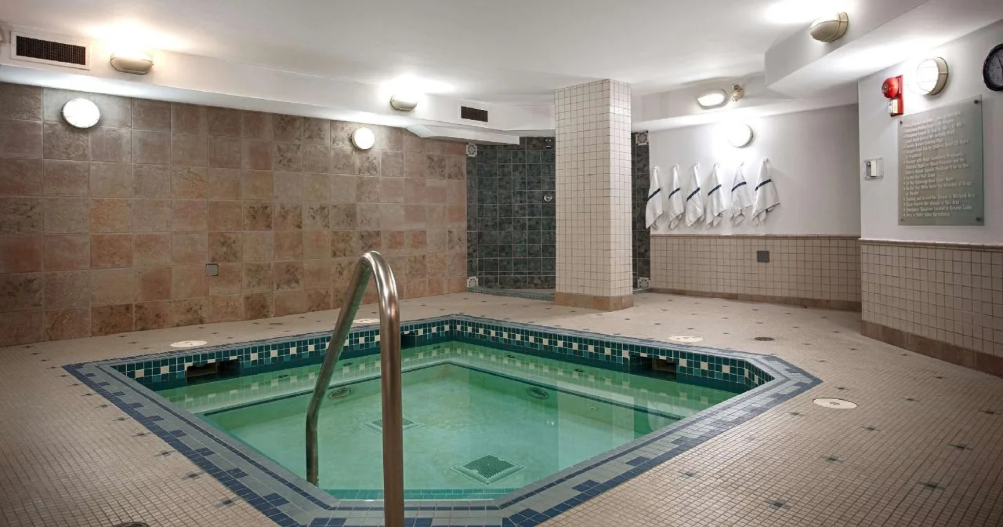 Days Inn by Wyndham Airdrie