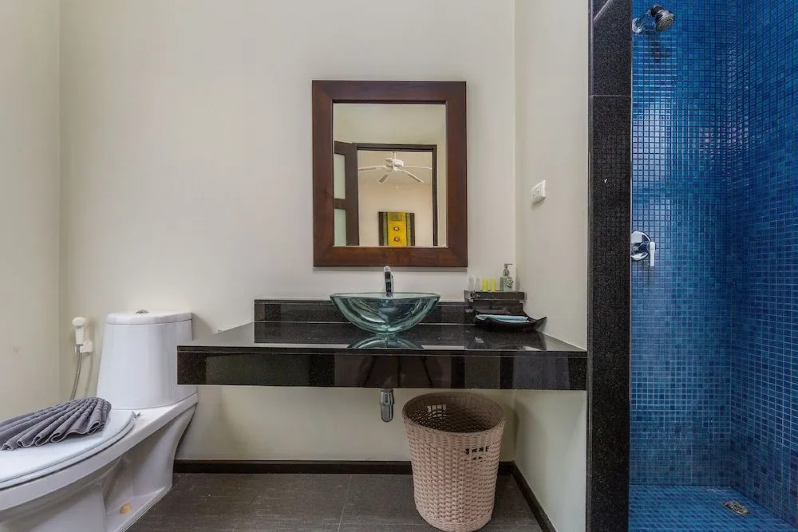 Villa Savu by Tropiclook