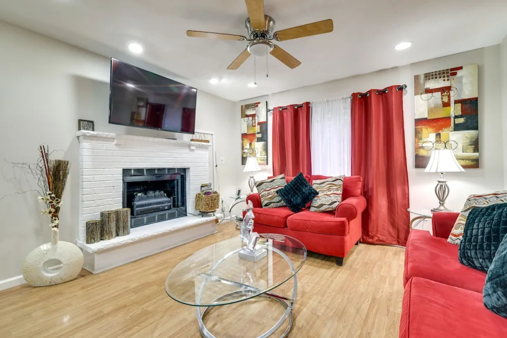 Hot Tub & Game Room: Tobyhanna Vacation Home!