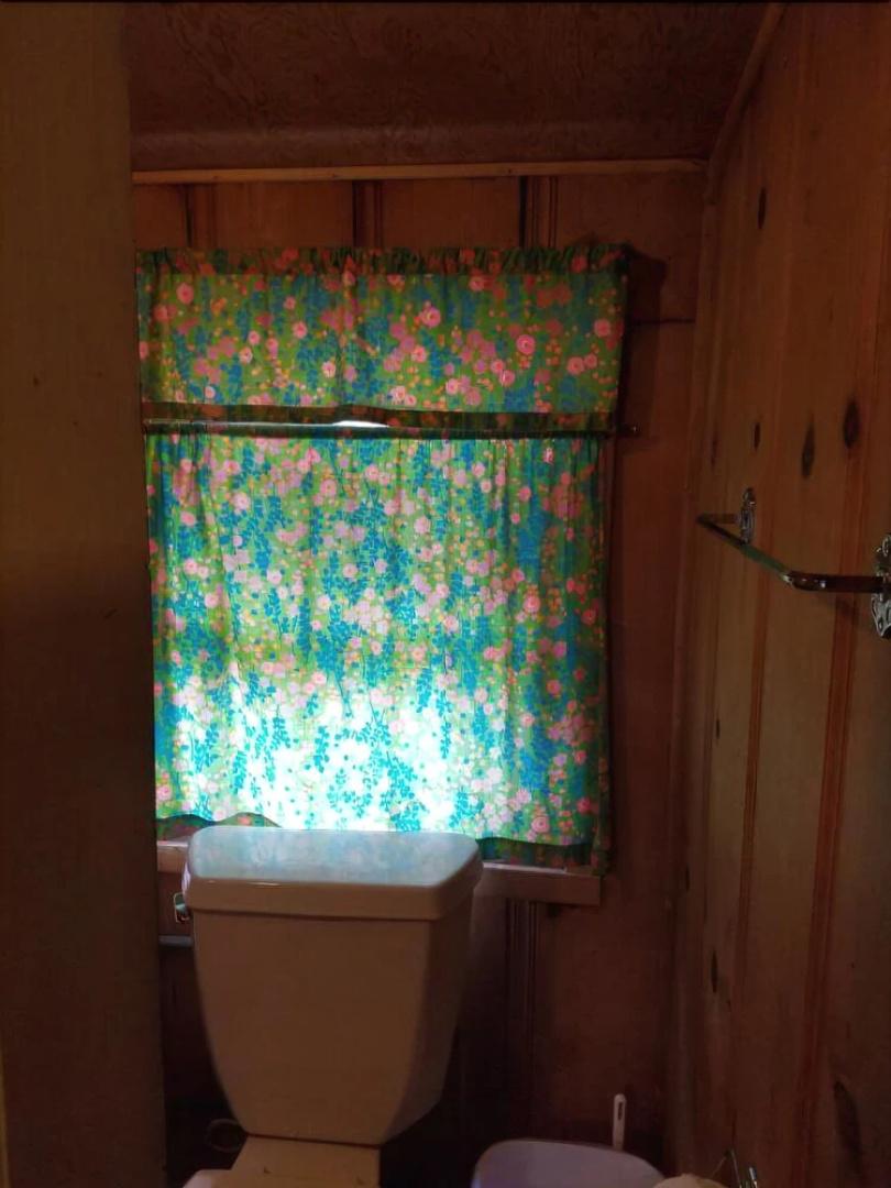 Rogers Cabin 4 Bedrooms 1.5 Bathroom Cabin