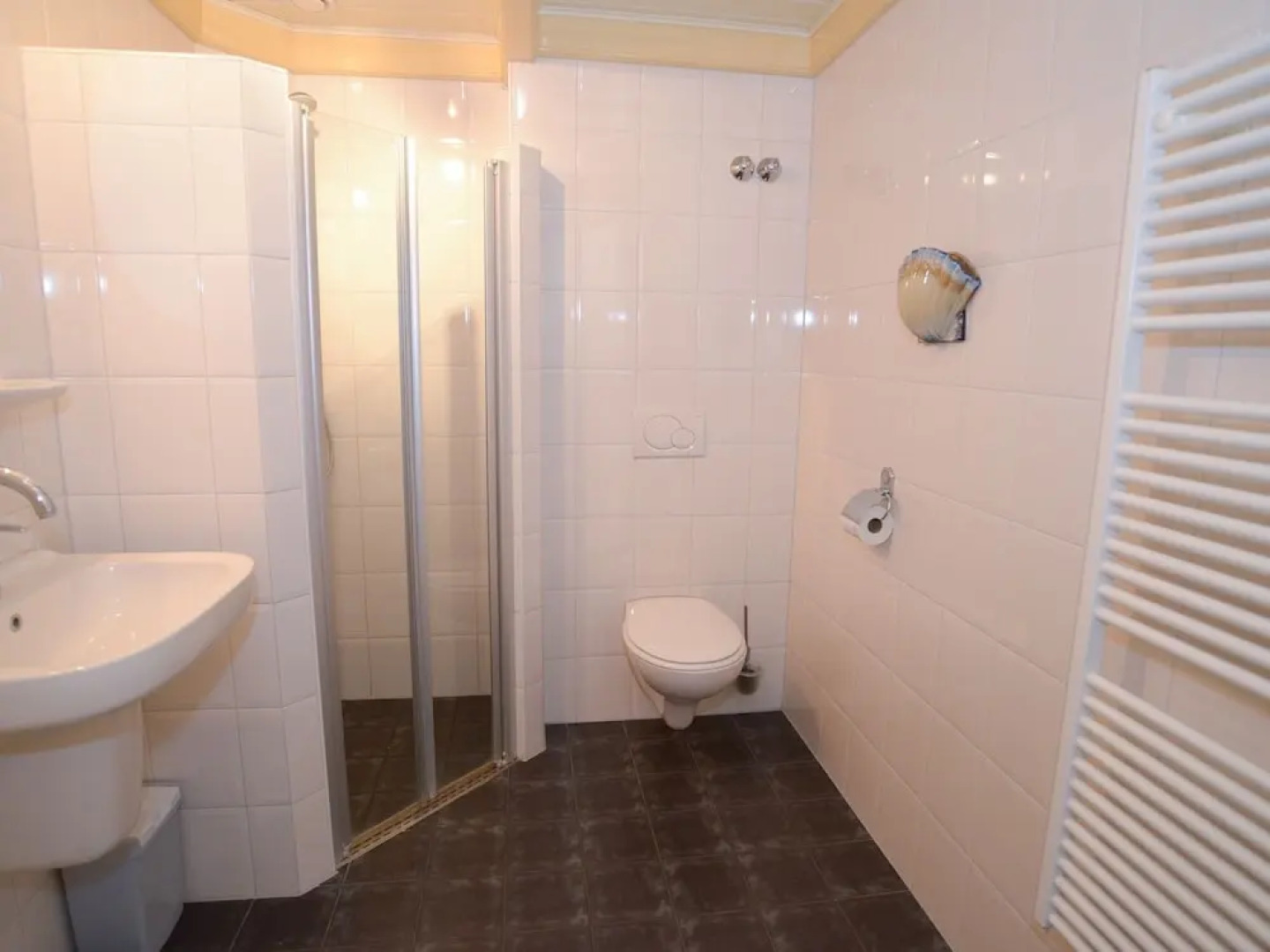 Lovely Holiday Home in Texel near Sea