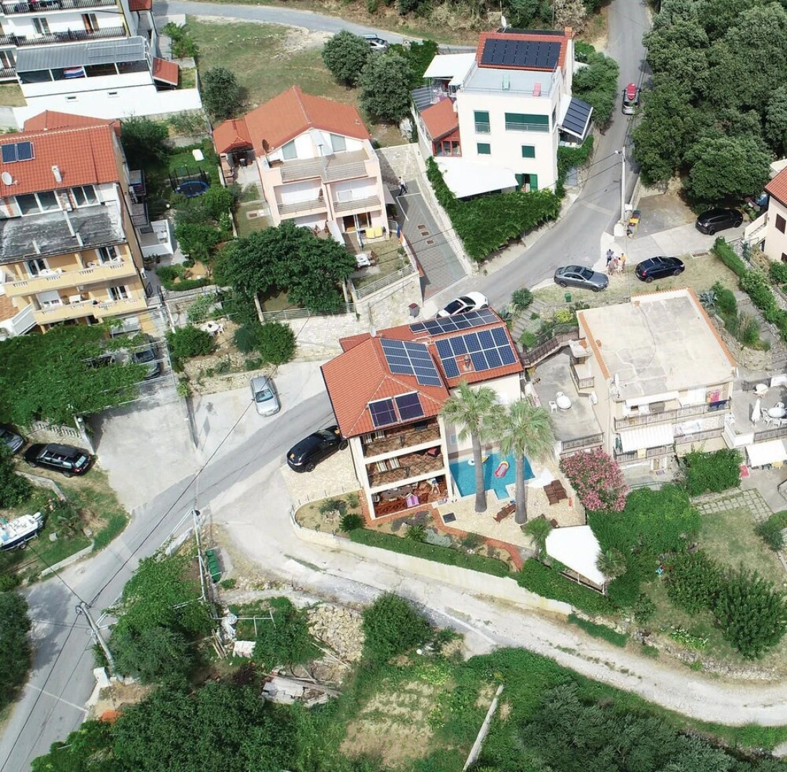 Nice Home in Rab With Sauna, Wifi and 3 Bedrooms