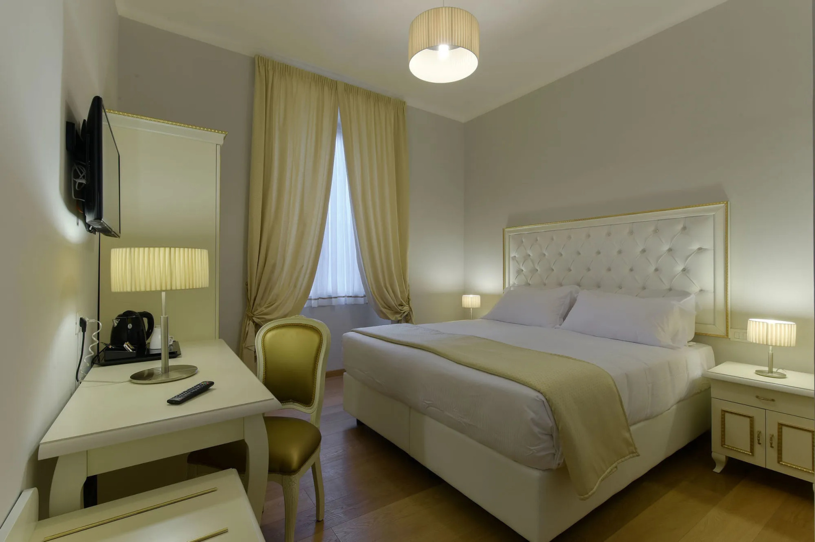 Gravina Suite Frattina
