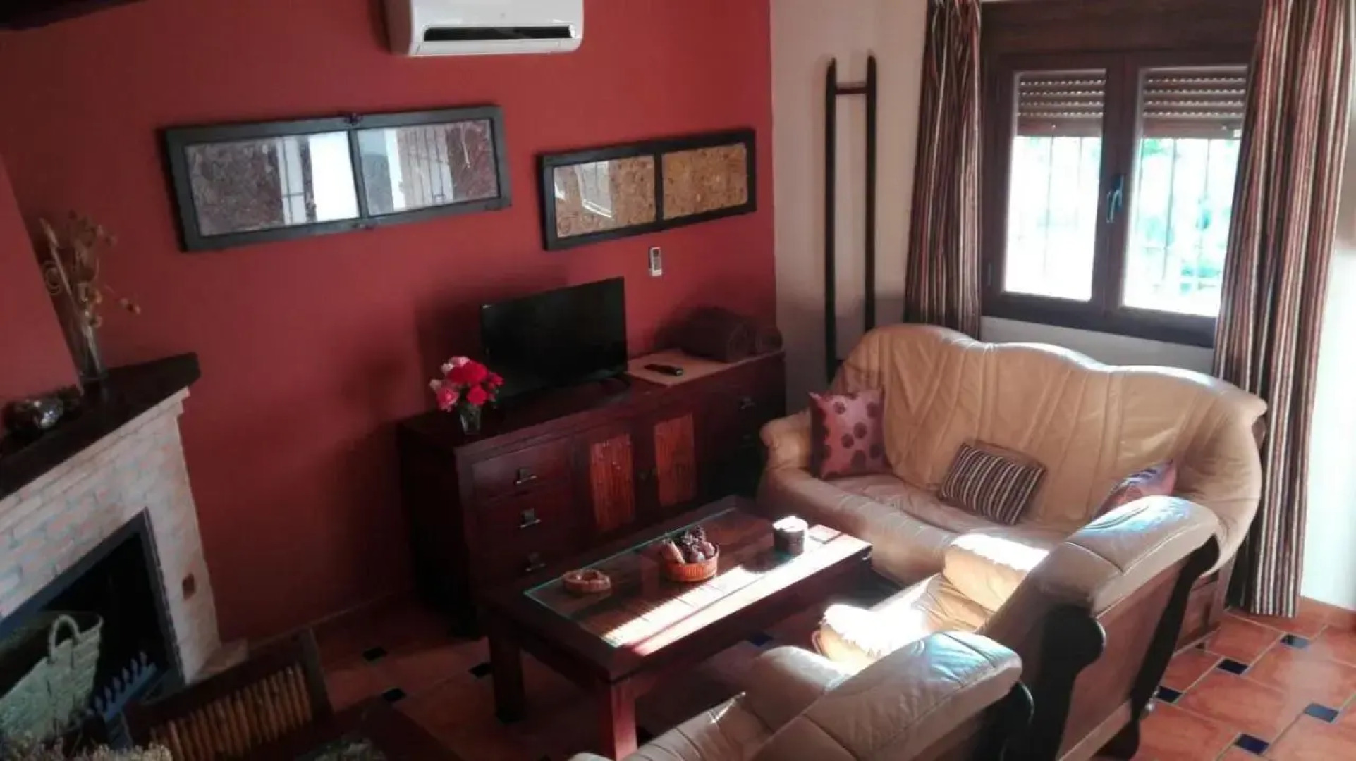 Alojamiento Turistico Rural El Yelmo