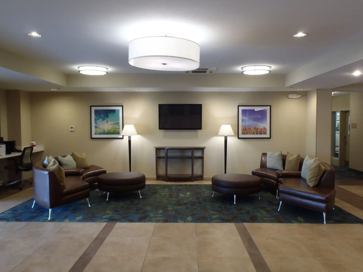 Candlewood Suites College Station At University by IHG