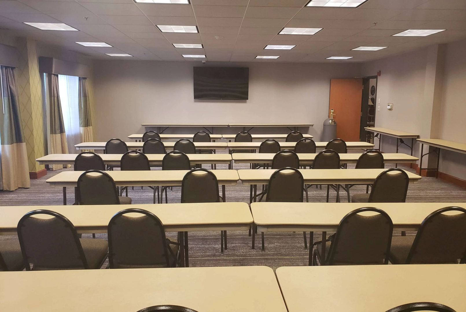 Coon Rapids North Metro Hotel to Norwood Inn & Suites