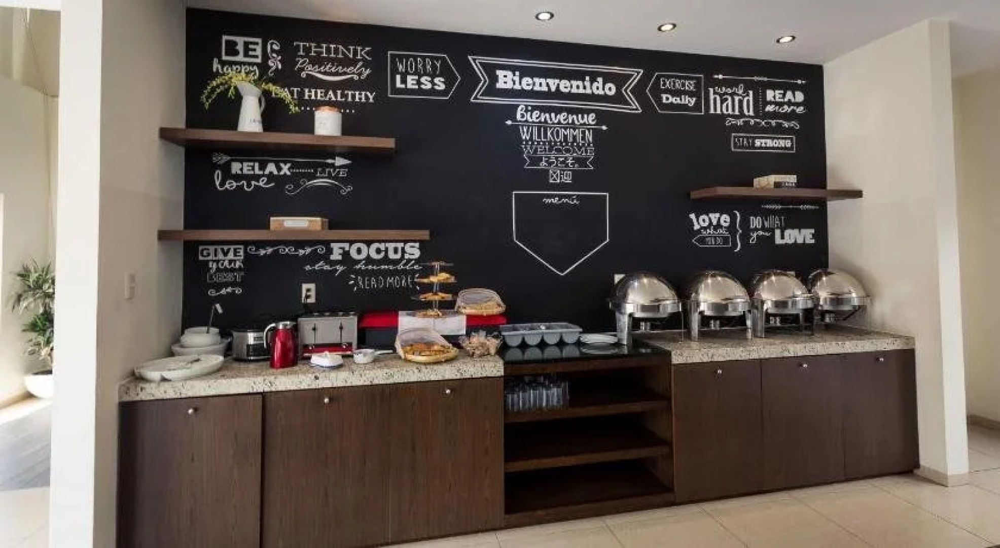 Redwood Villas Extended Stay