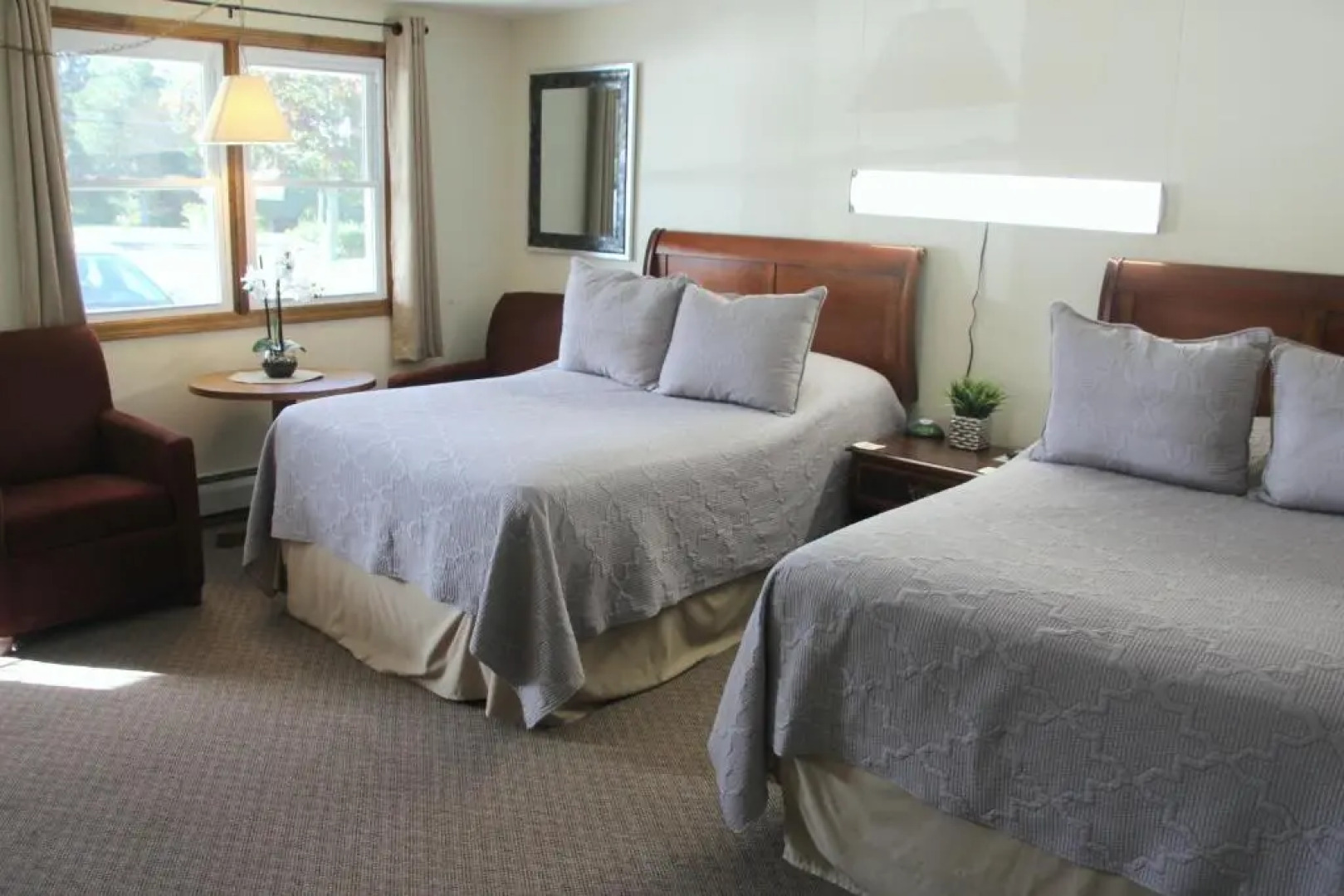 All Seasons Inn Corp