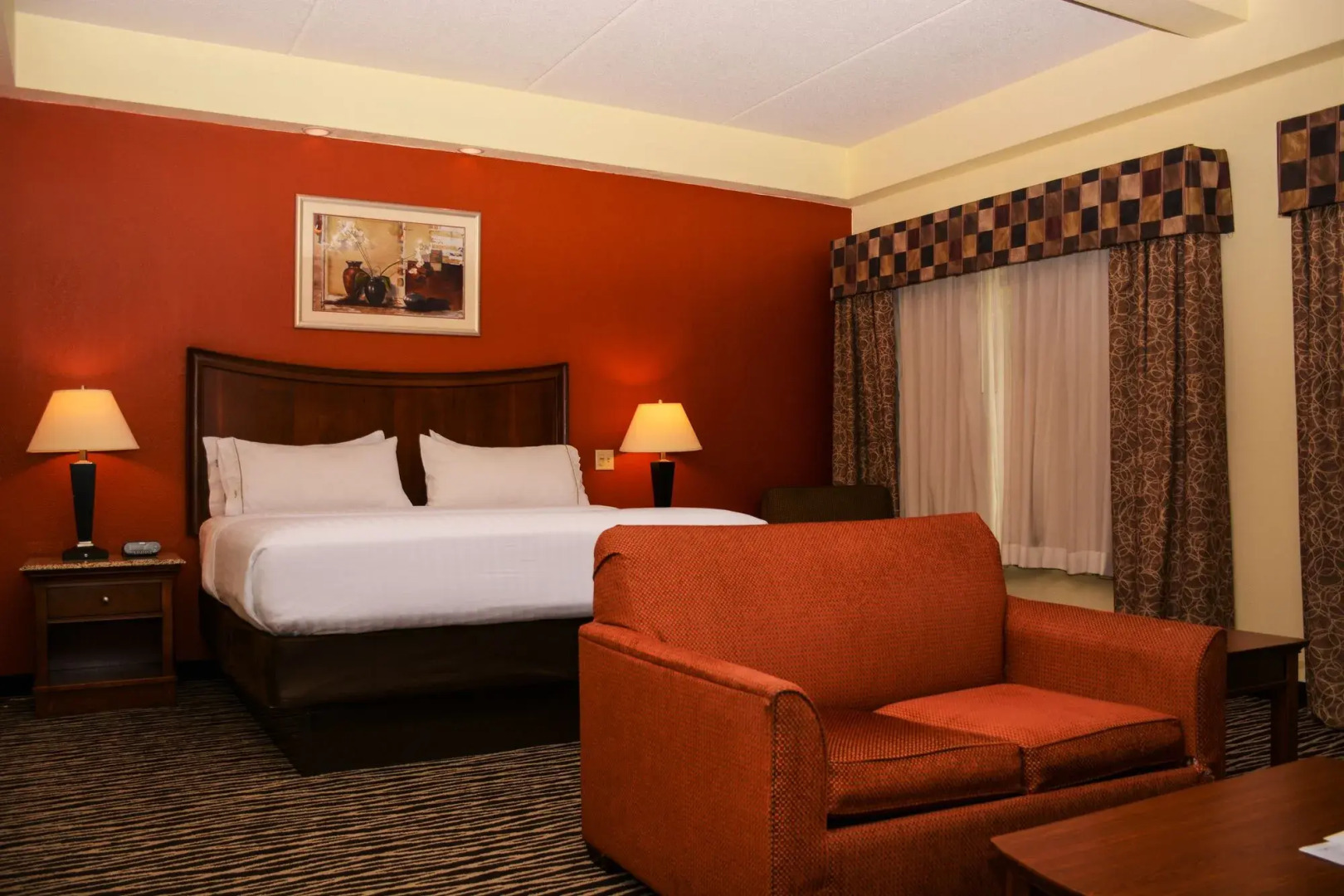 Holiday Inn Express And Suites Ft. Bragg