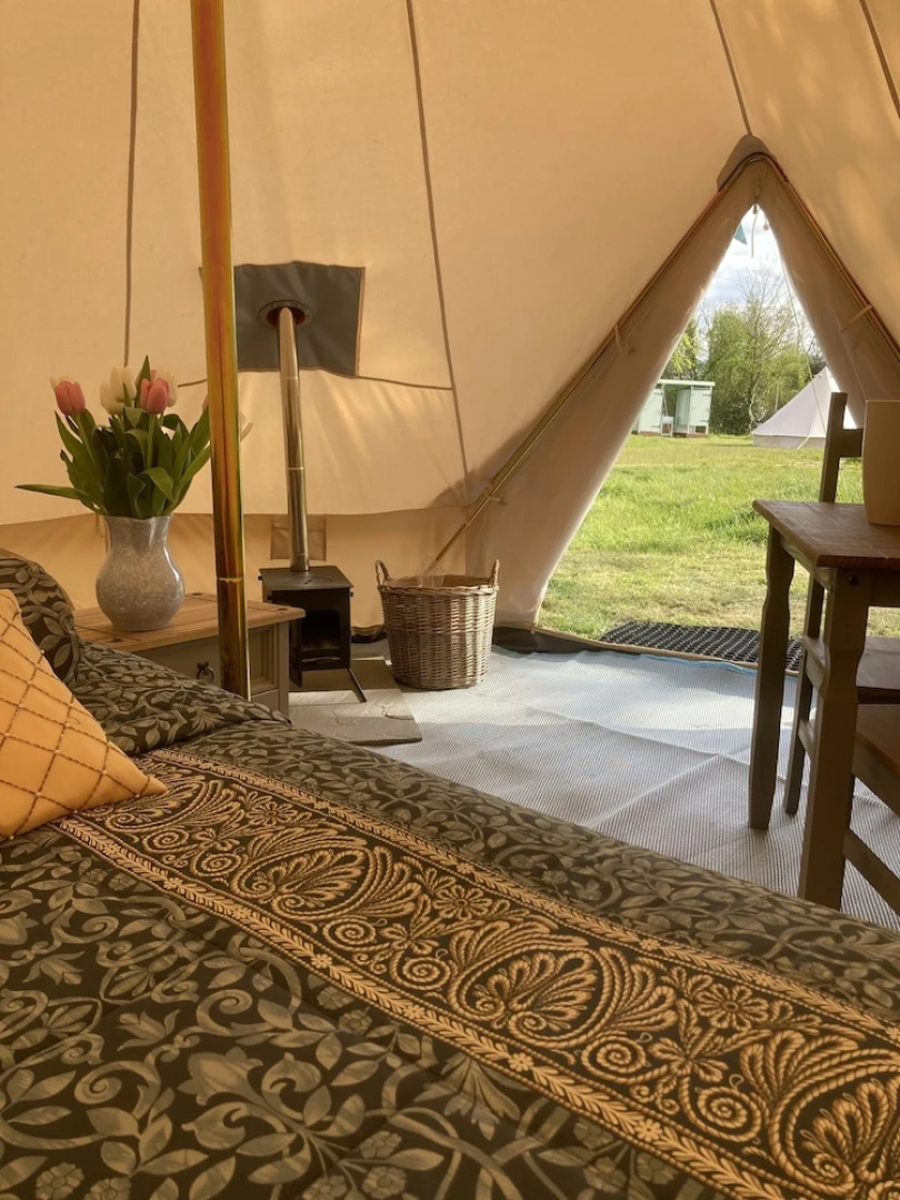Glamping at The Homestead - Ensuite Bell Tent - Campsite