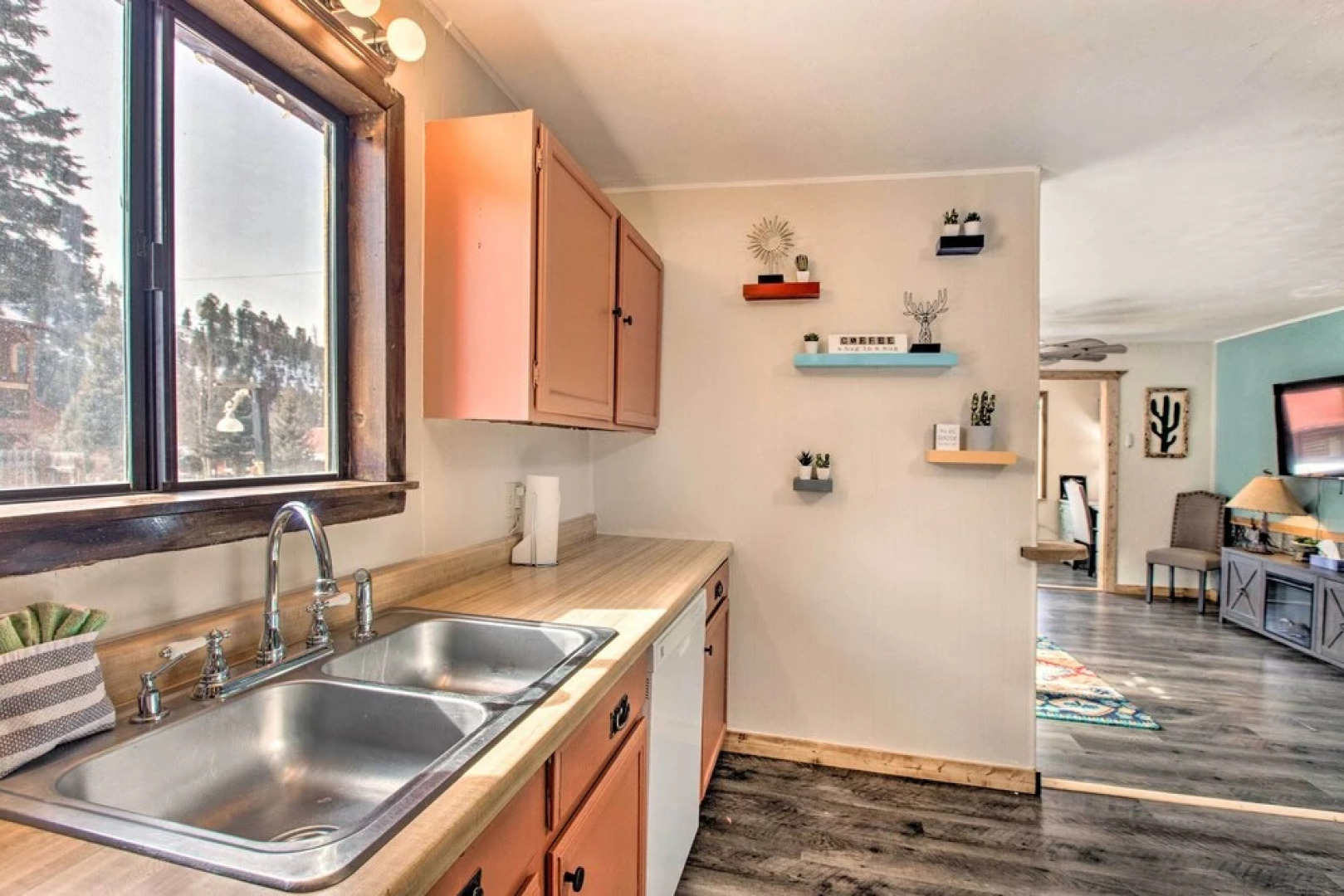 Cozy Red River Condo - Walk to Chair Lift!