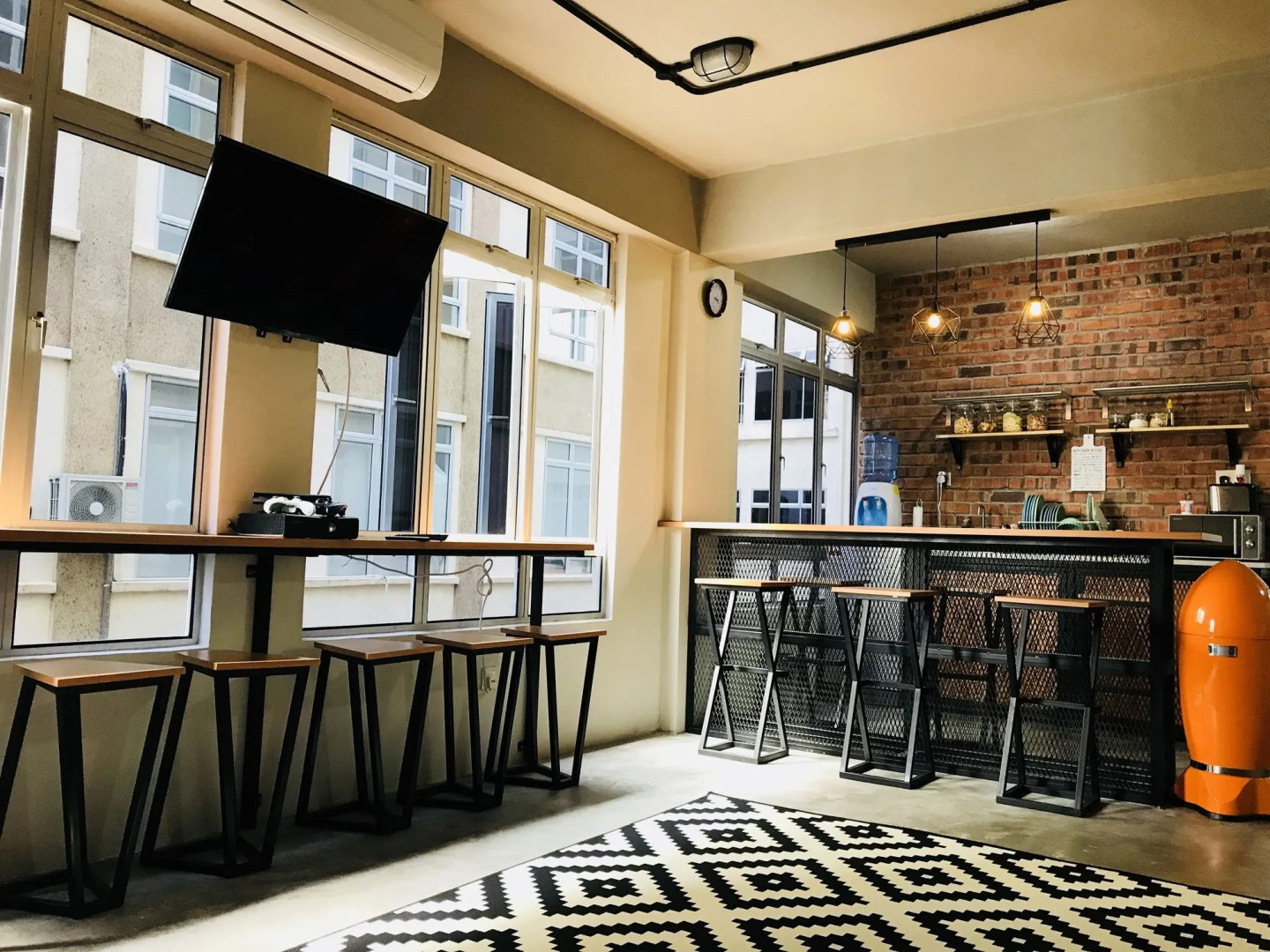 The Good Travelers Hostel - KL Airport