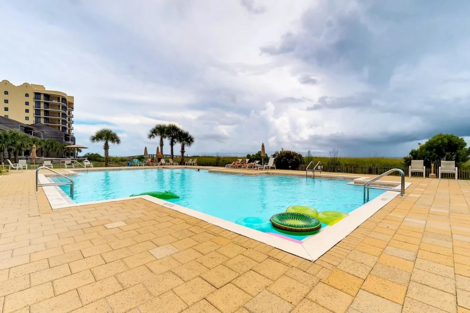 Needle Rush Point Condos