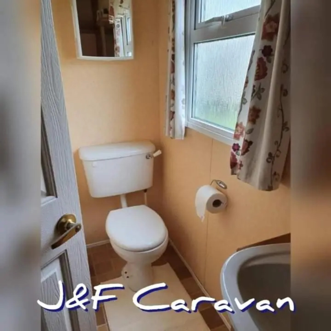 J & F caravan
