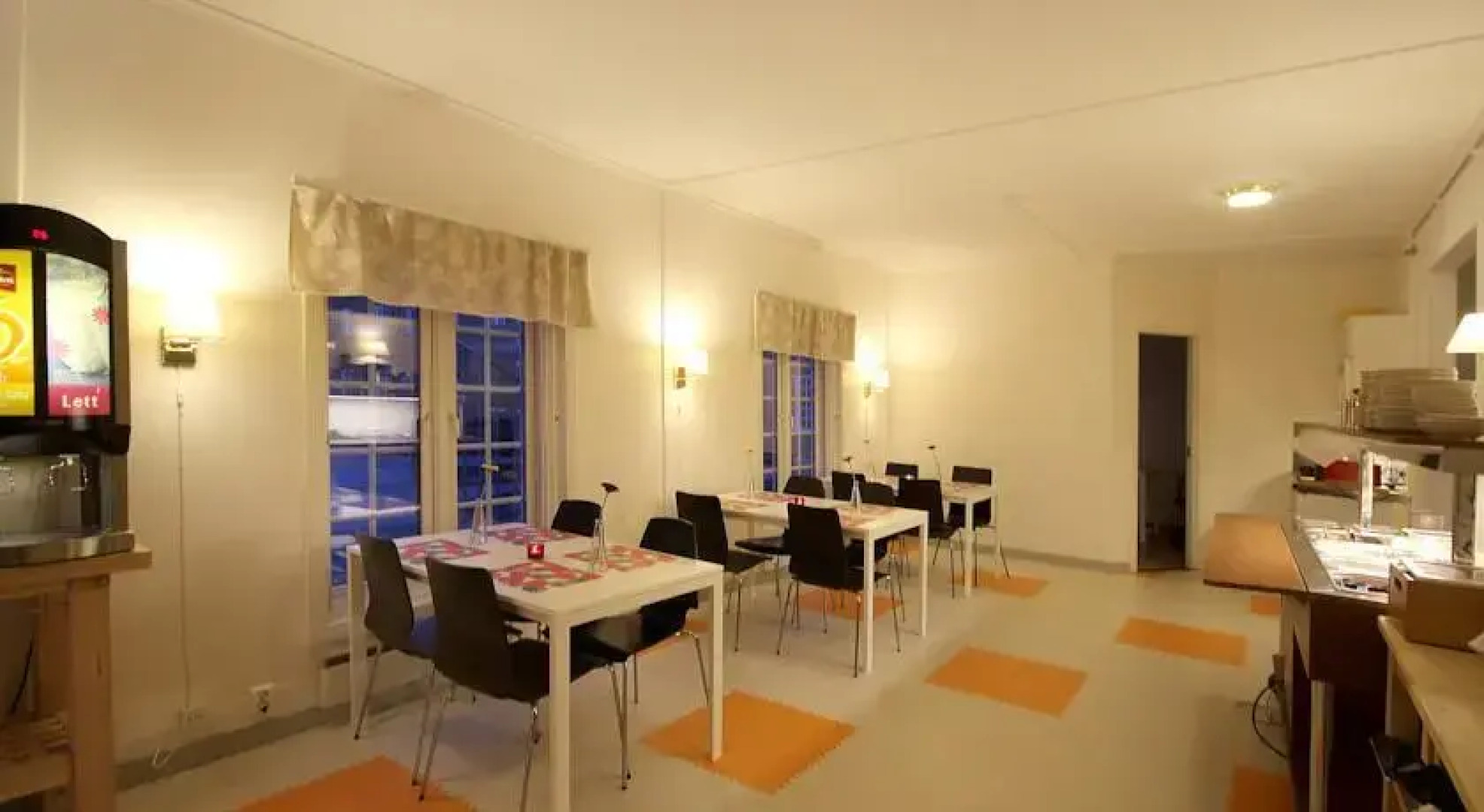 Airport Motel & Apartment