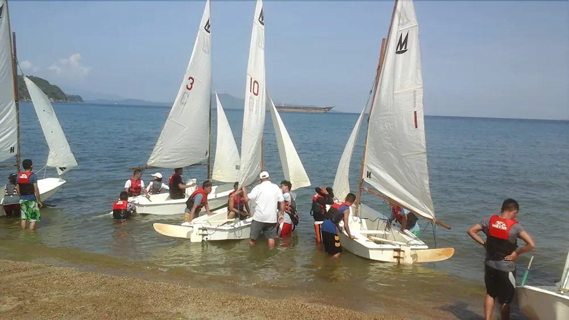 Squares Beachfront Apartments