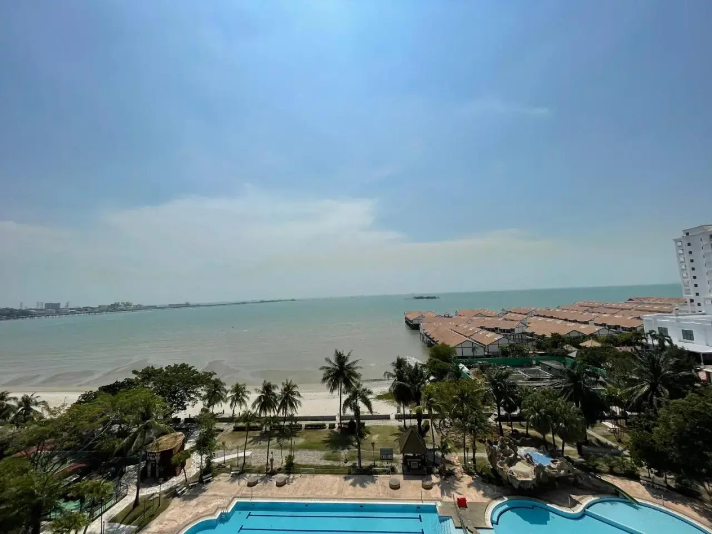 GLORY BEACH 3 bedroom Seaview Resort-PRIVATE