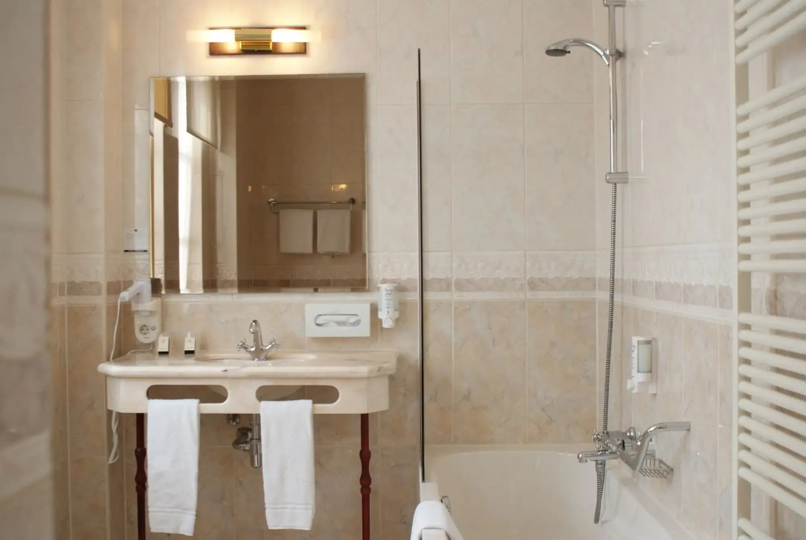 Fletcher Hotel-Restaurant De Dikke Van Dale